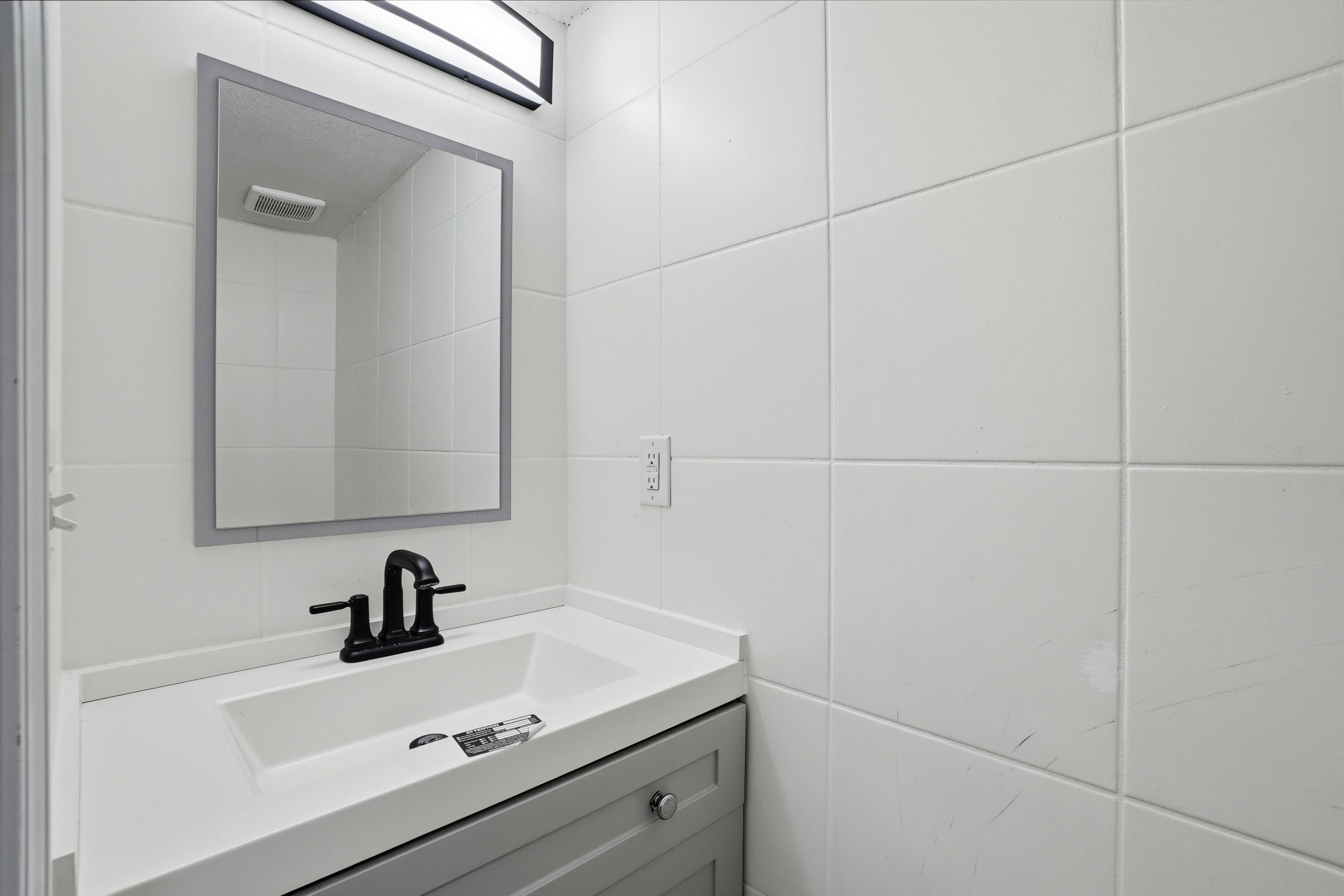 PEPPERTREE T/H - Residential