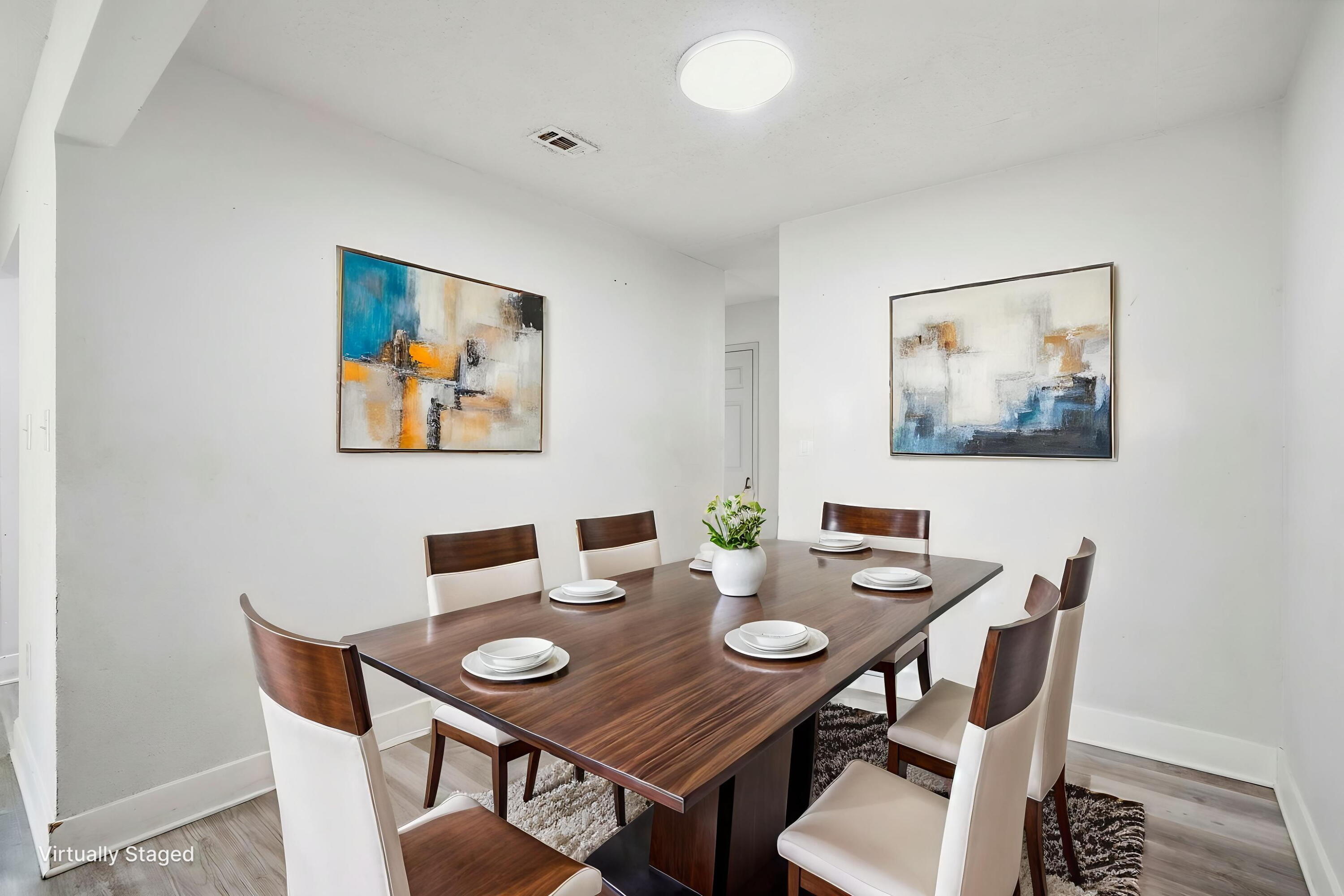 PEPPERTREE T/H - Residential