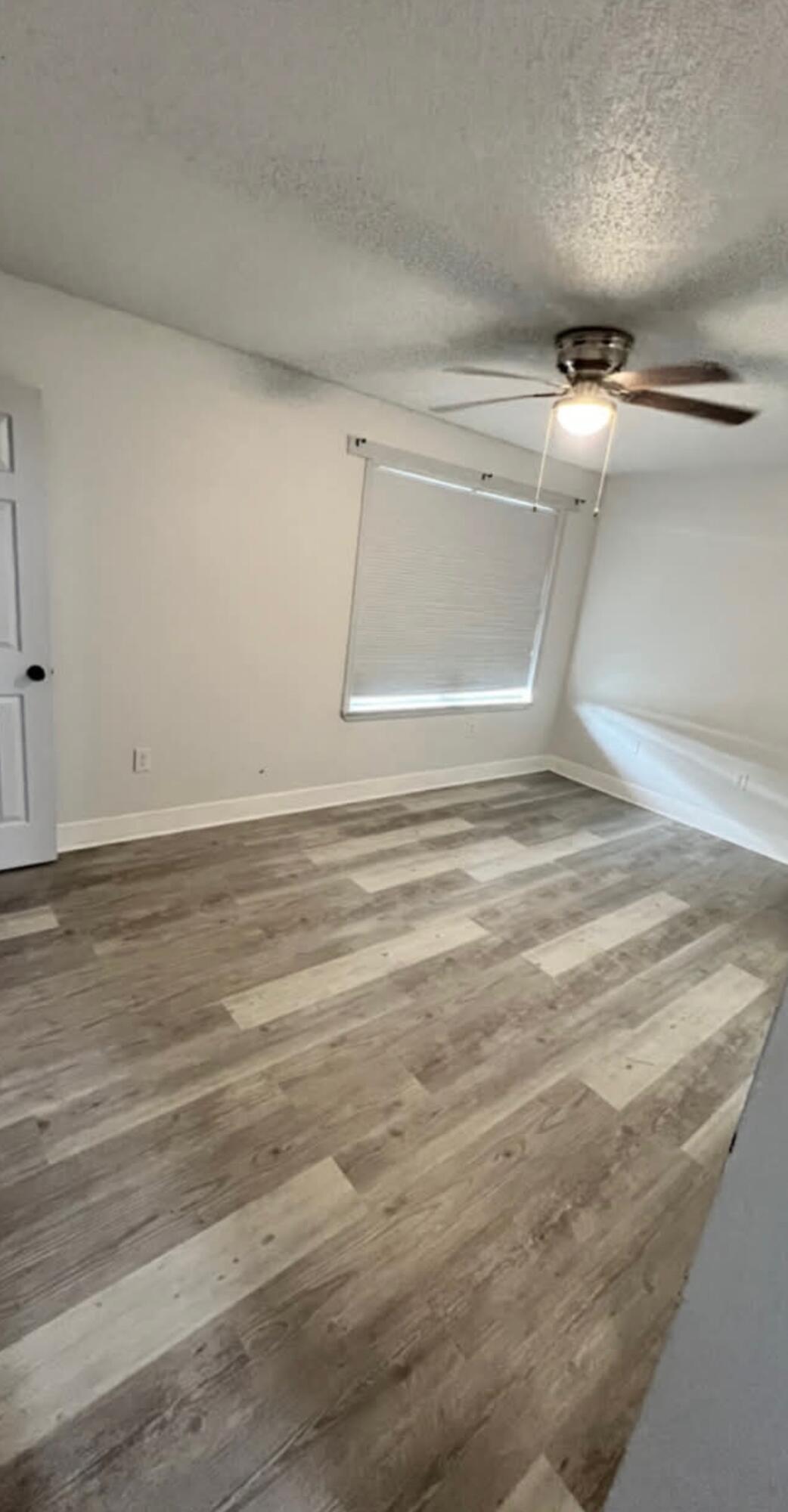 PEPPERTREE T/H - Residential