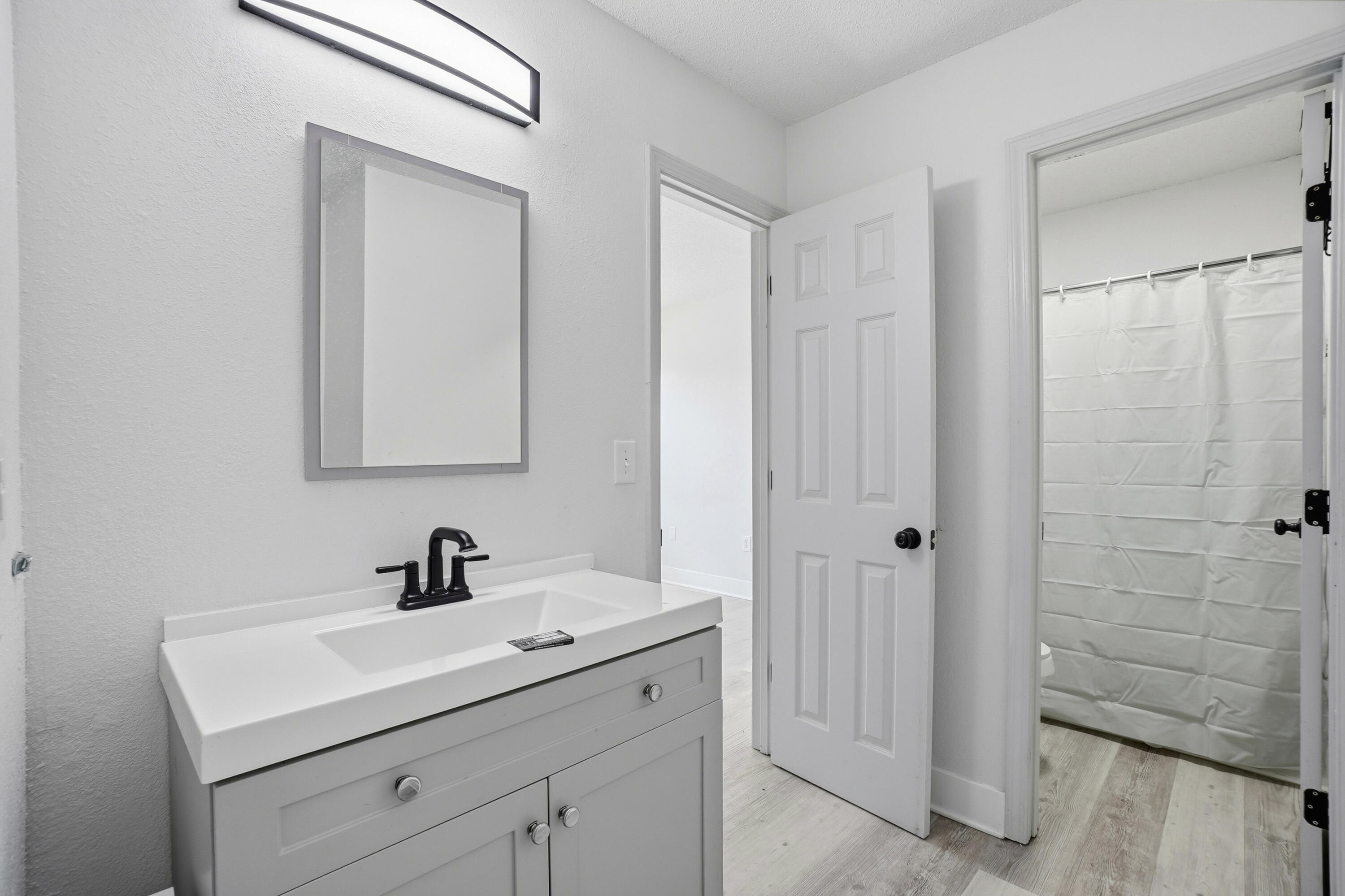 PEPPERTREE T/H - Residential