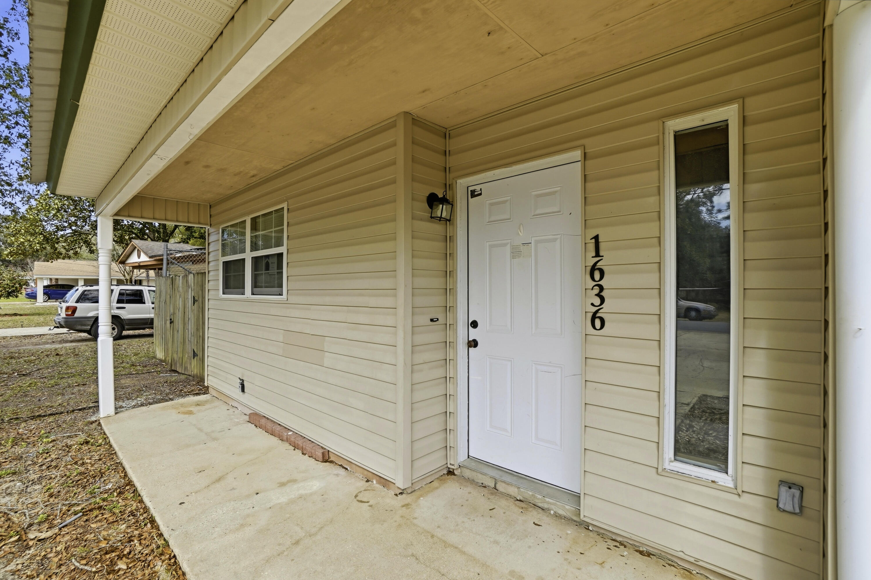 PEPPERTREE T/H - Residential