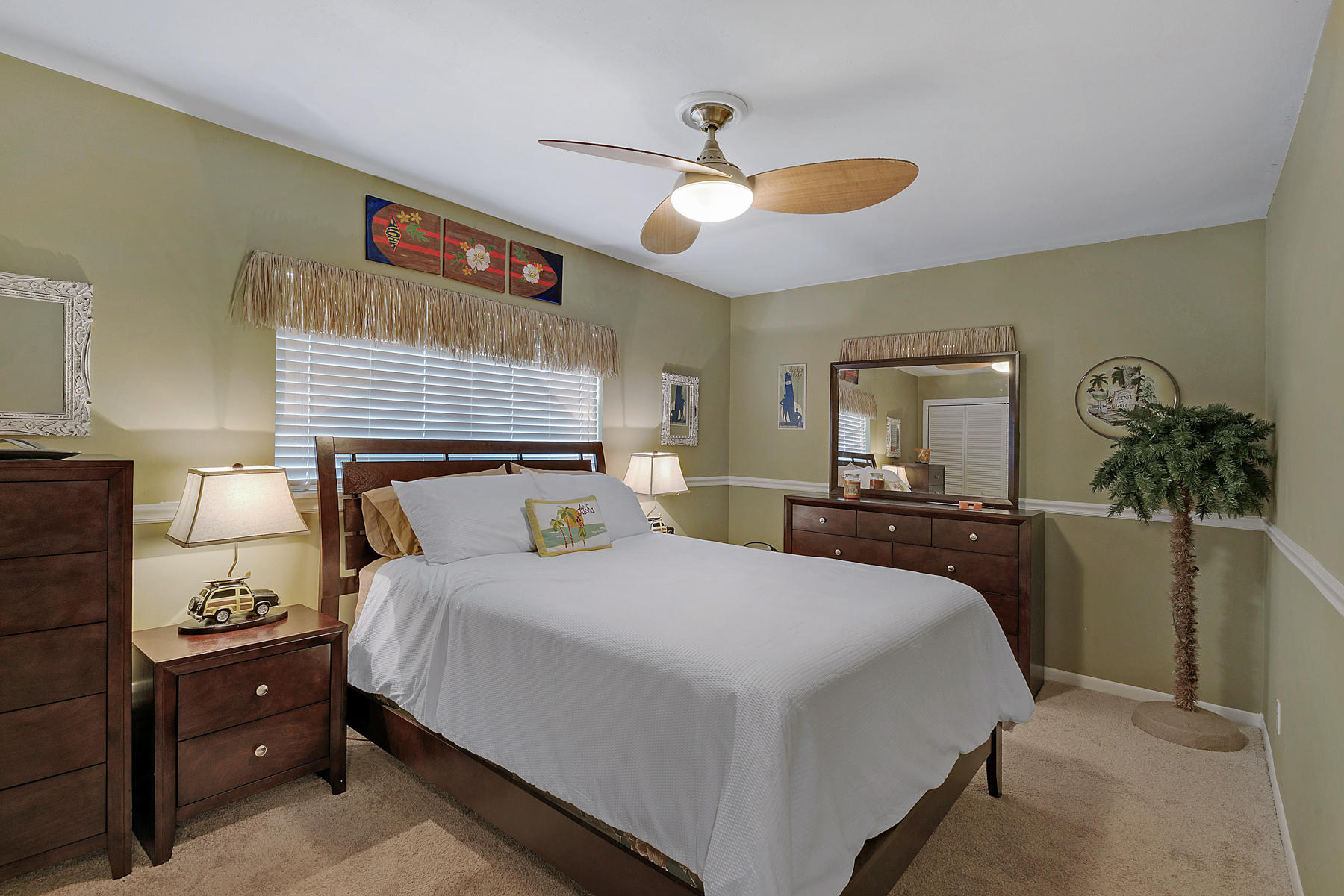 RIVIERA BEACH 1ST ADDN - Residential