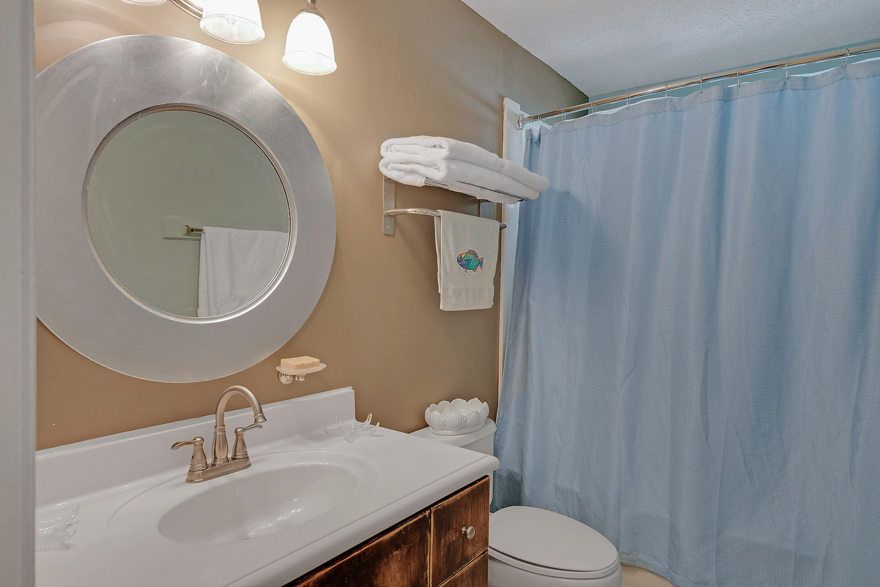 RIVIERA BEACH 1ST ADDN - Residential