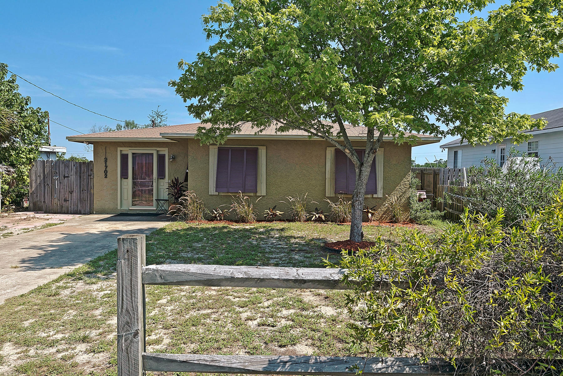 RIVIERA BEACH 1ST ADDN - Residential