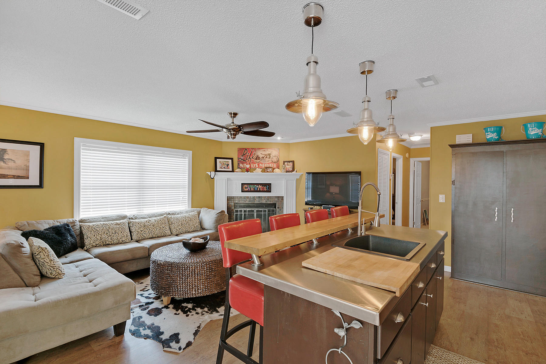 RIVIERA BEACH 1ST ADDN - Residential