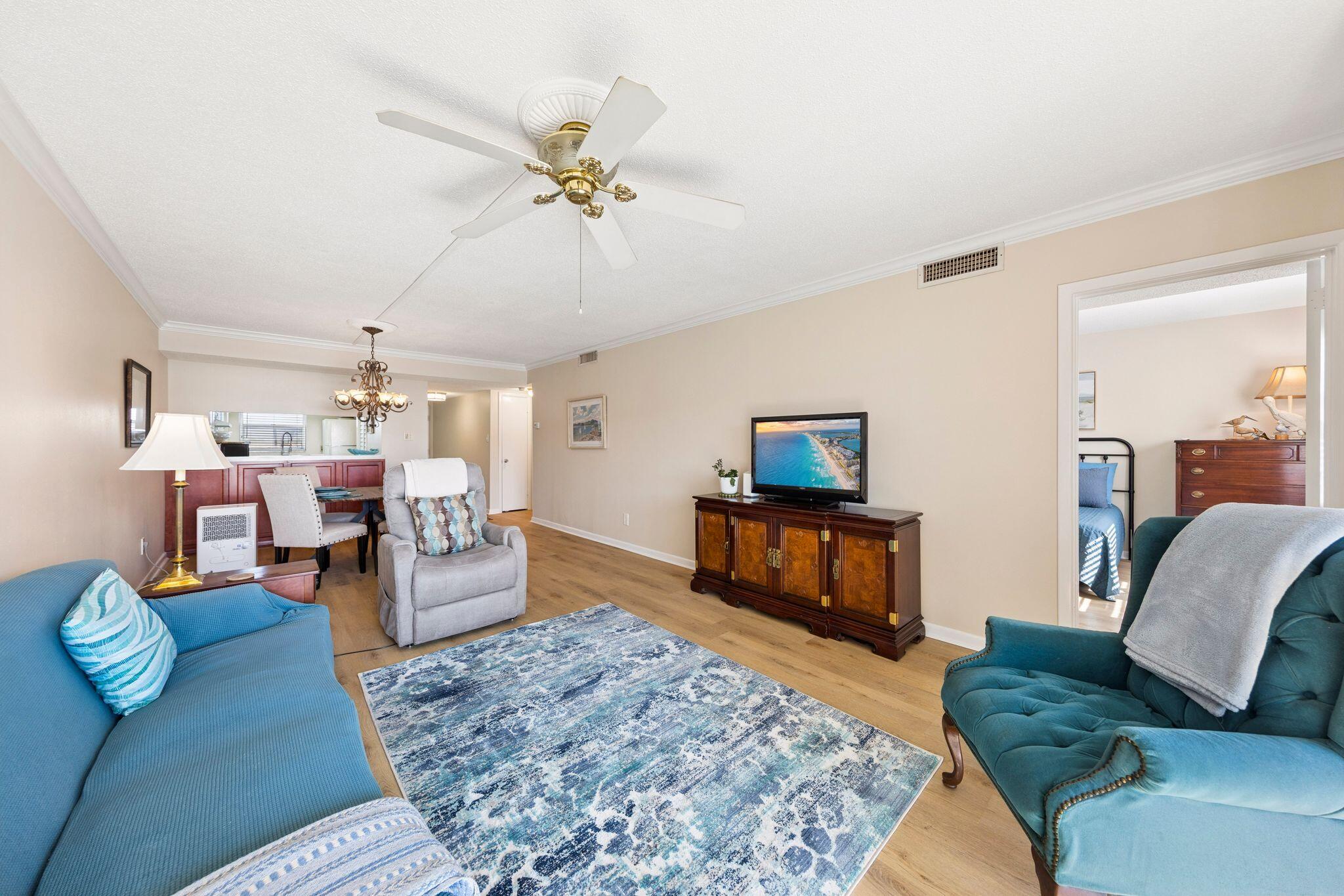 EL MATADOR CONDO - Residential