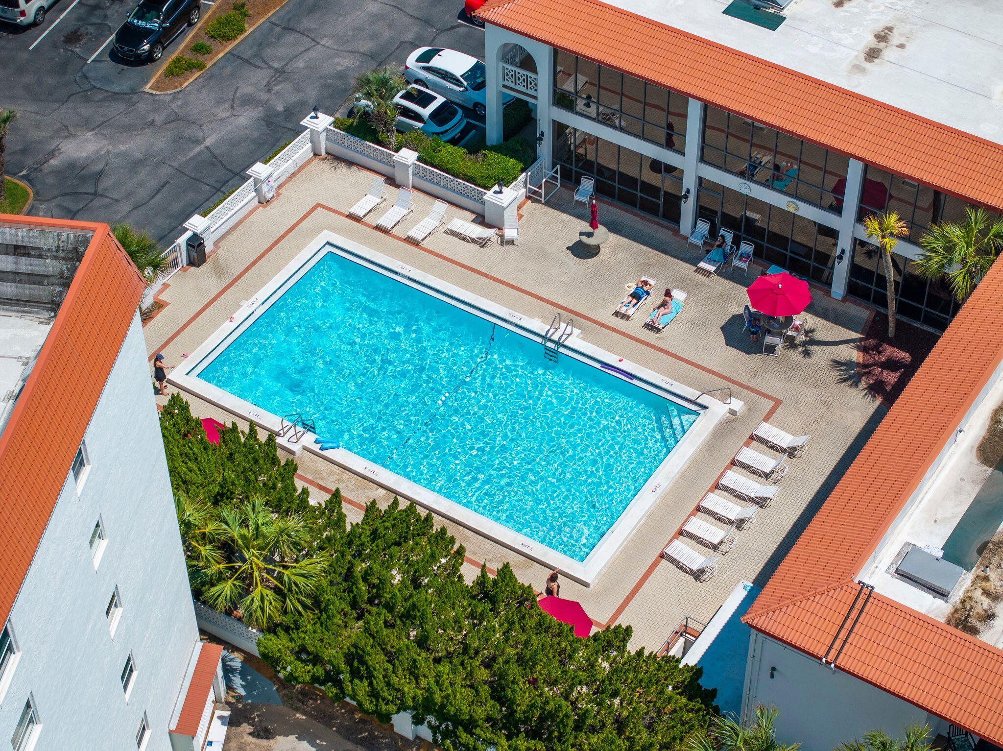 EL MATADOR CONDO - Residential