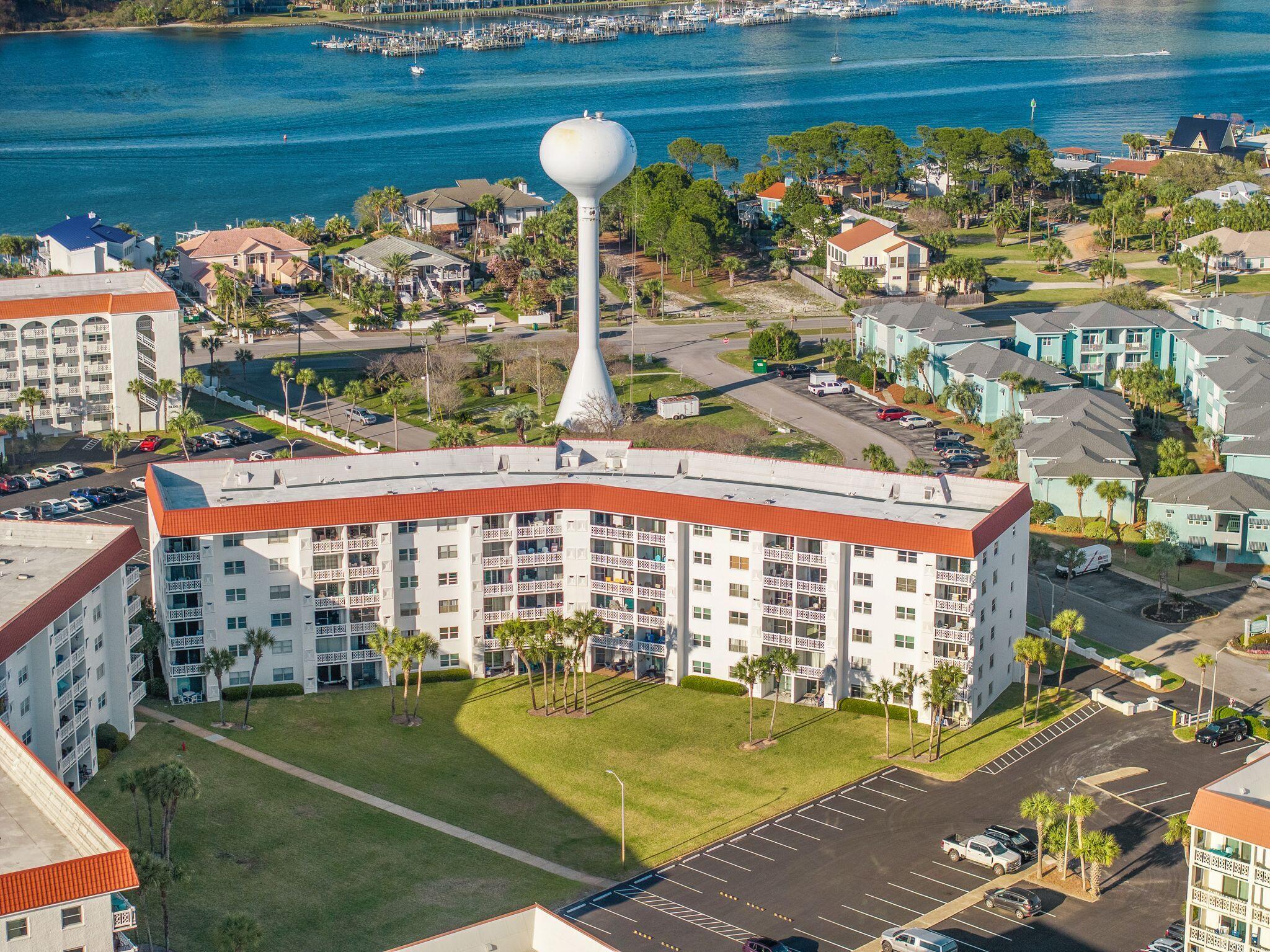 EL MATADOR CONDO - Residential