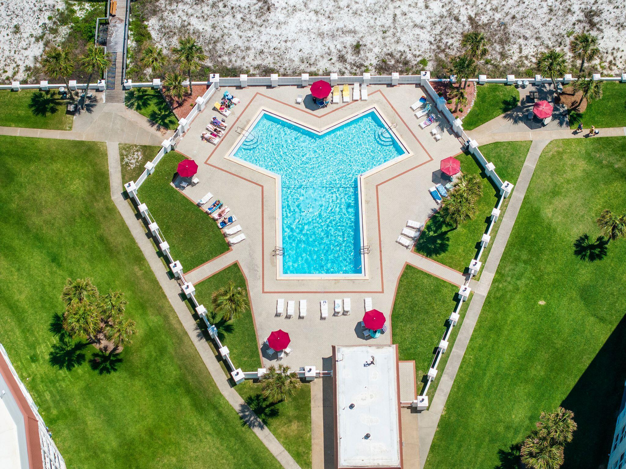 EL MATADOR CONDO - Residential