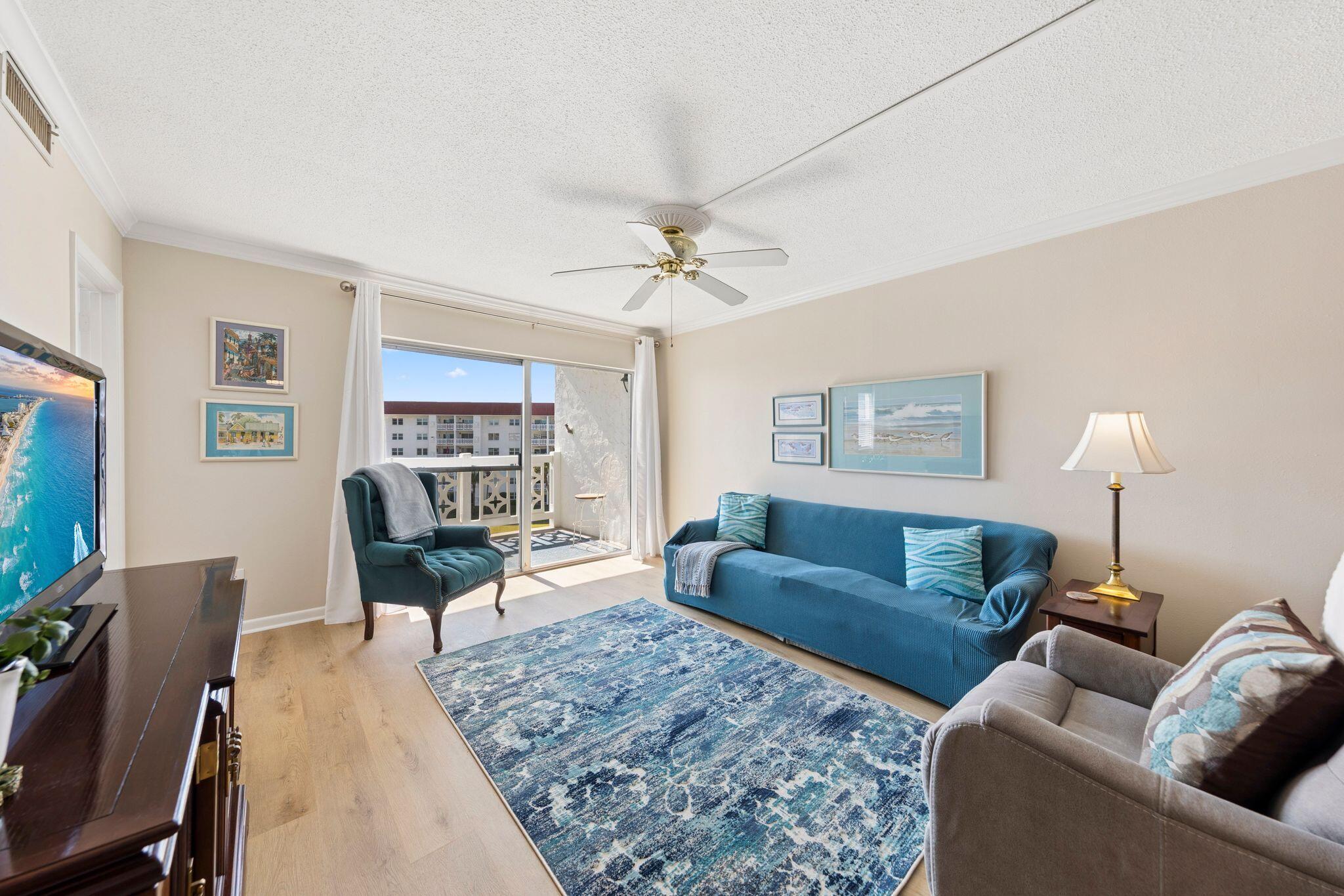 EL MATADOR CONDO - Residential