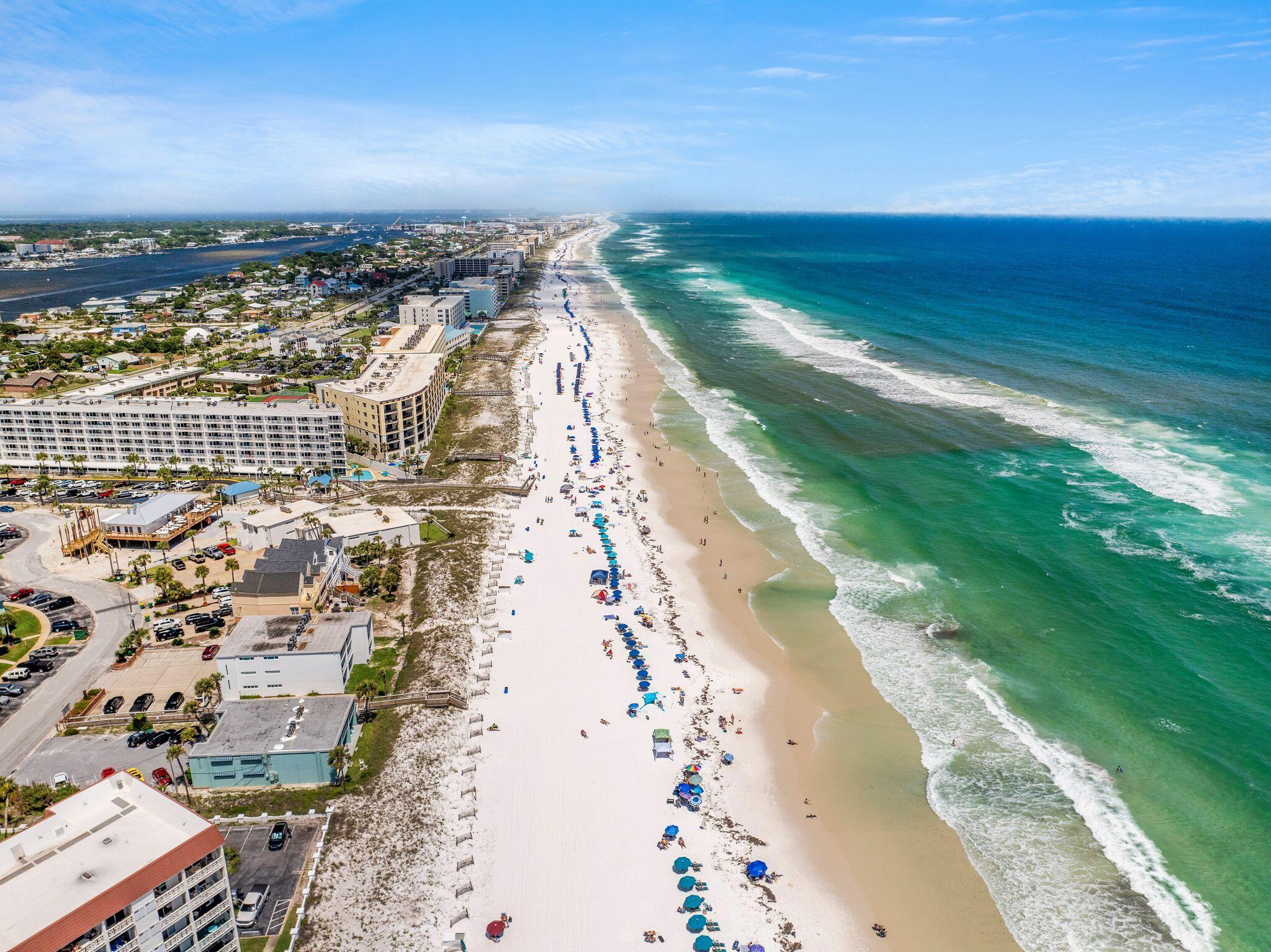EL MATADOR CONDO - Residential