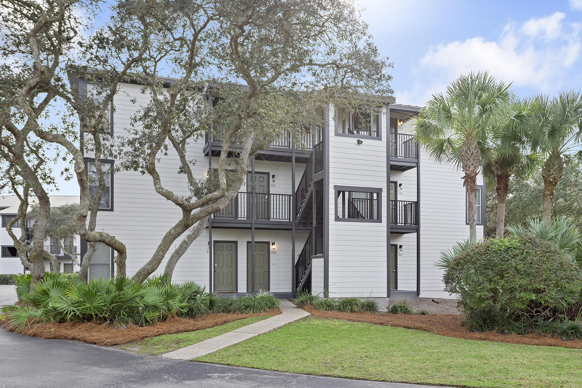 INLET DUNES CONDO PH 1 - Residential