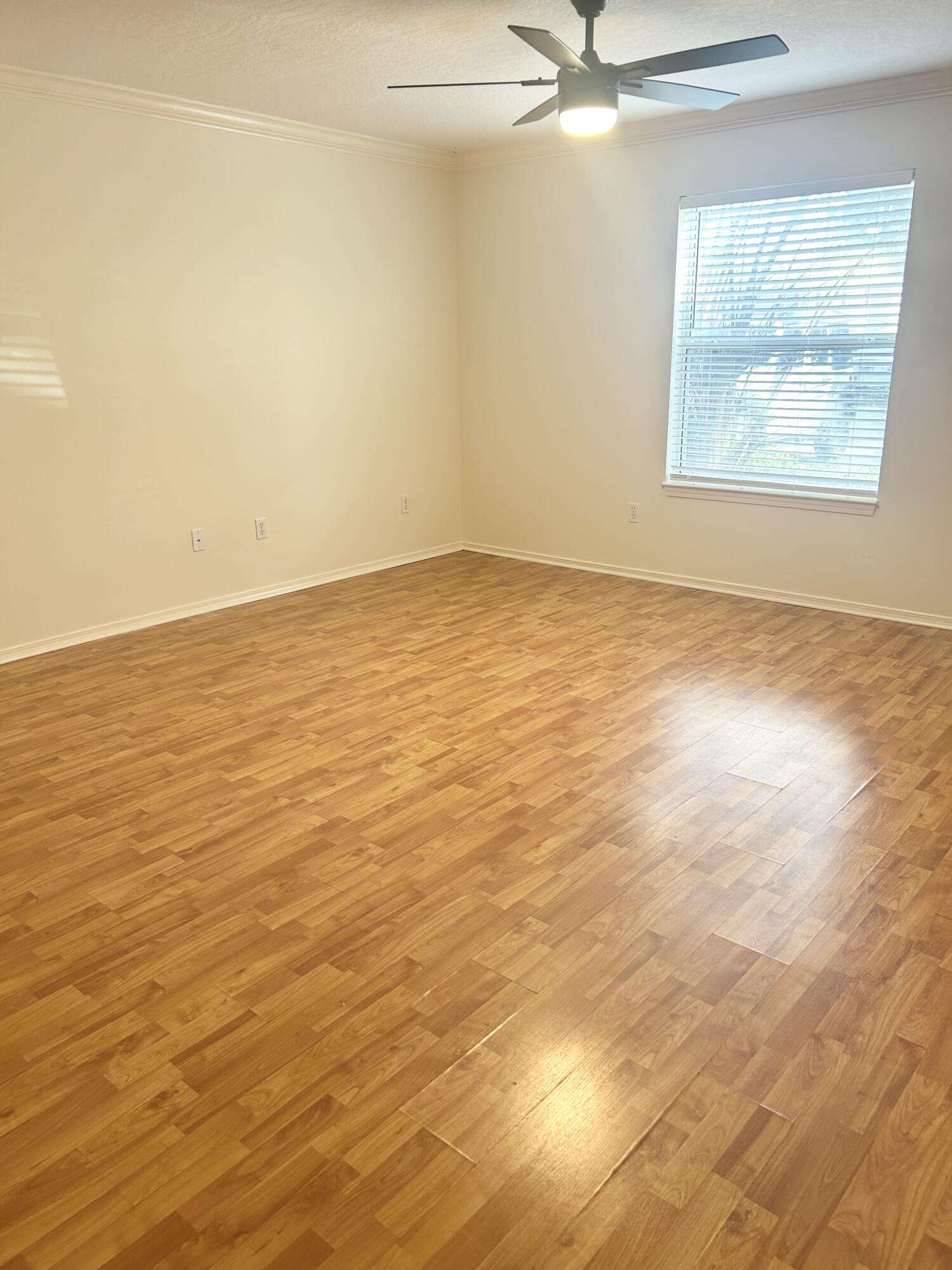 SHAY LIN T/H - Residential Lease