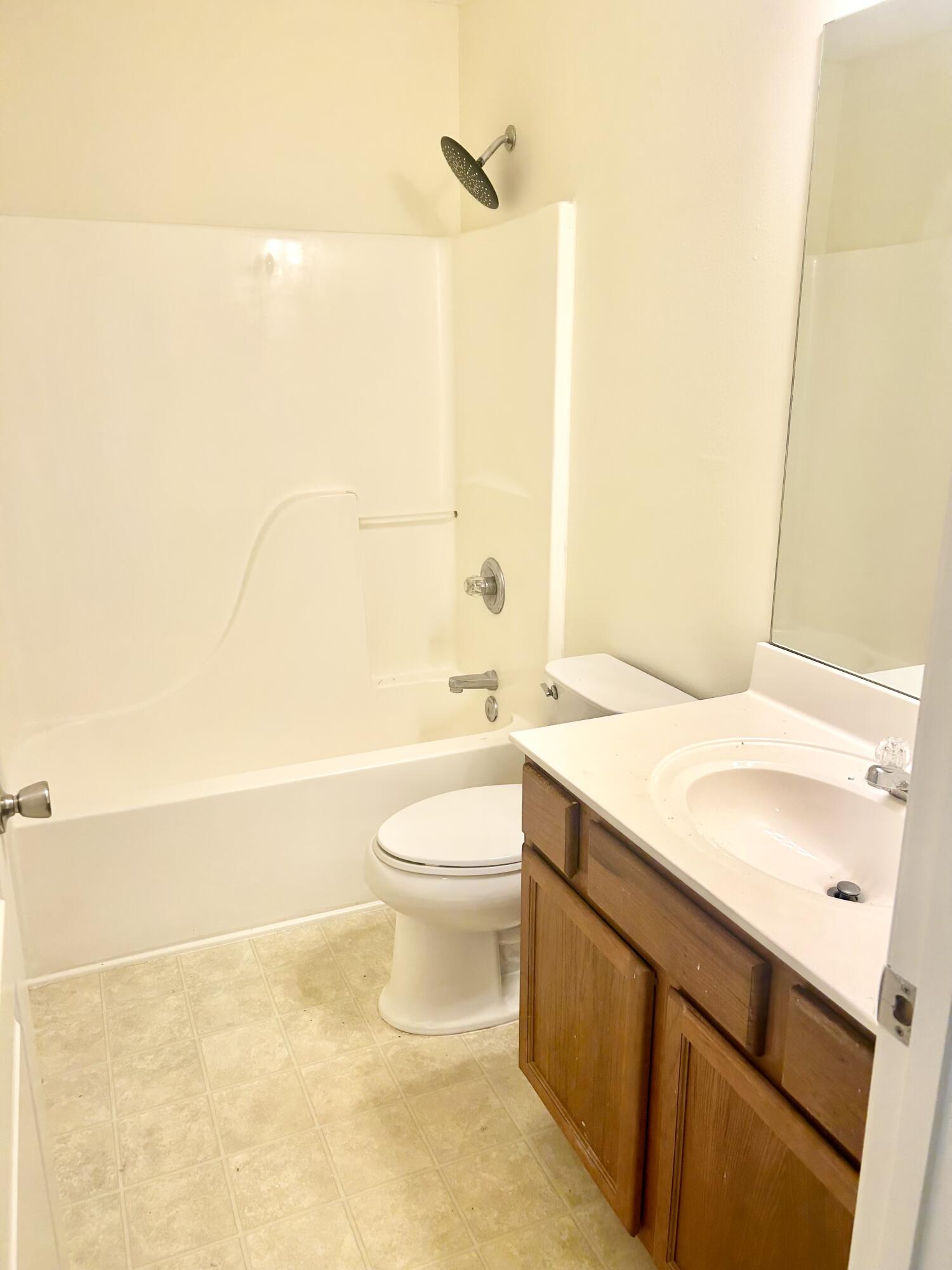 SHAY LIN T/H - Residential Lease