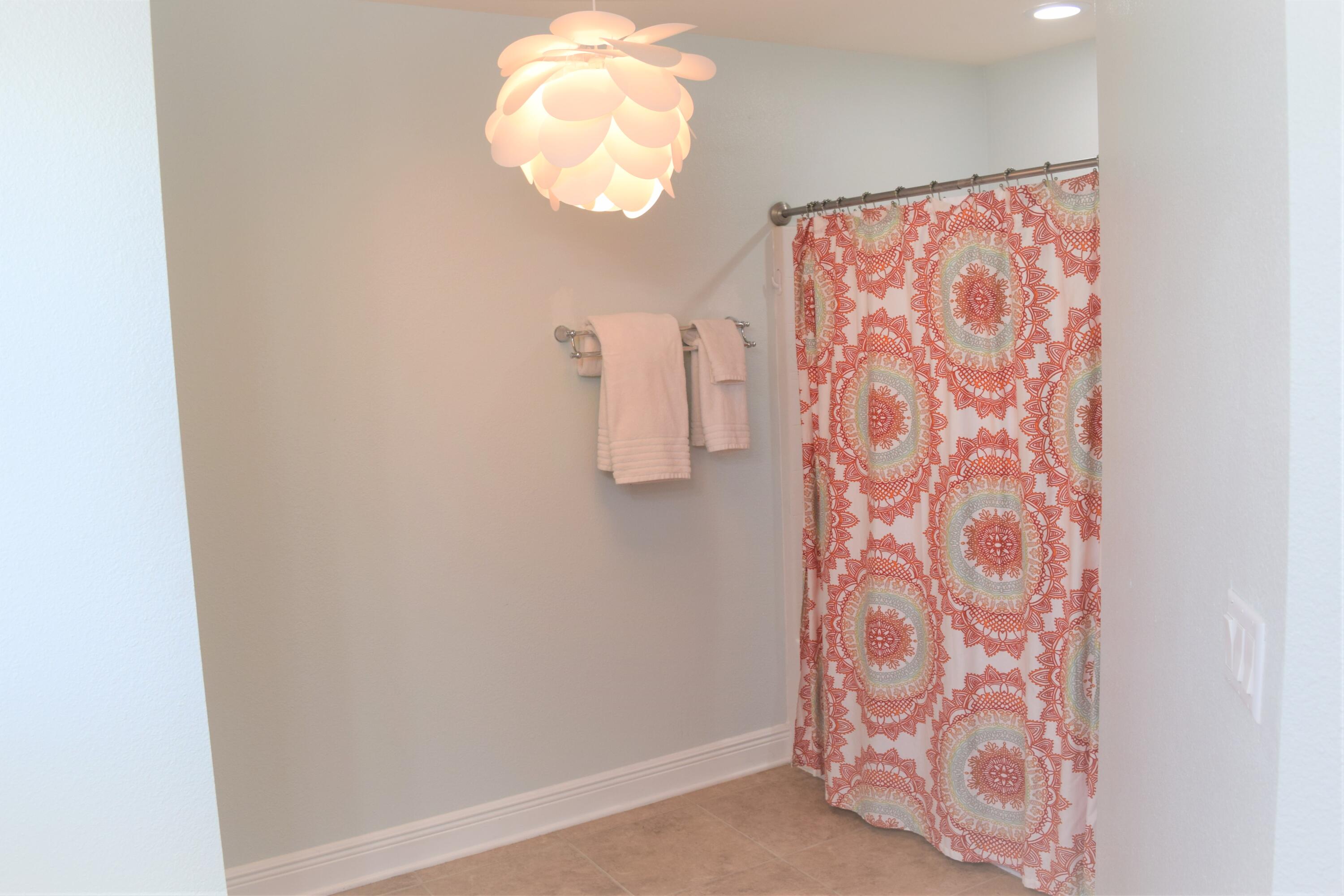 EAGLE BAY - Residential