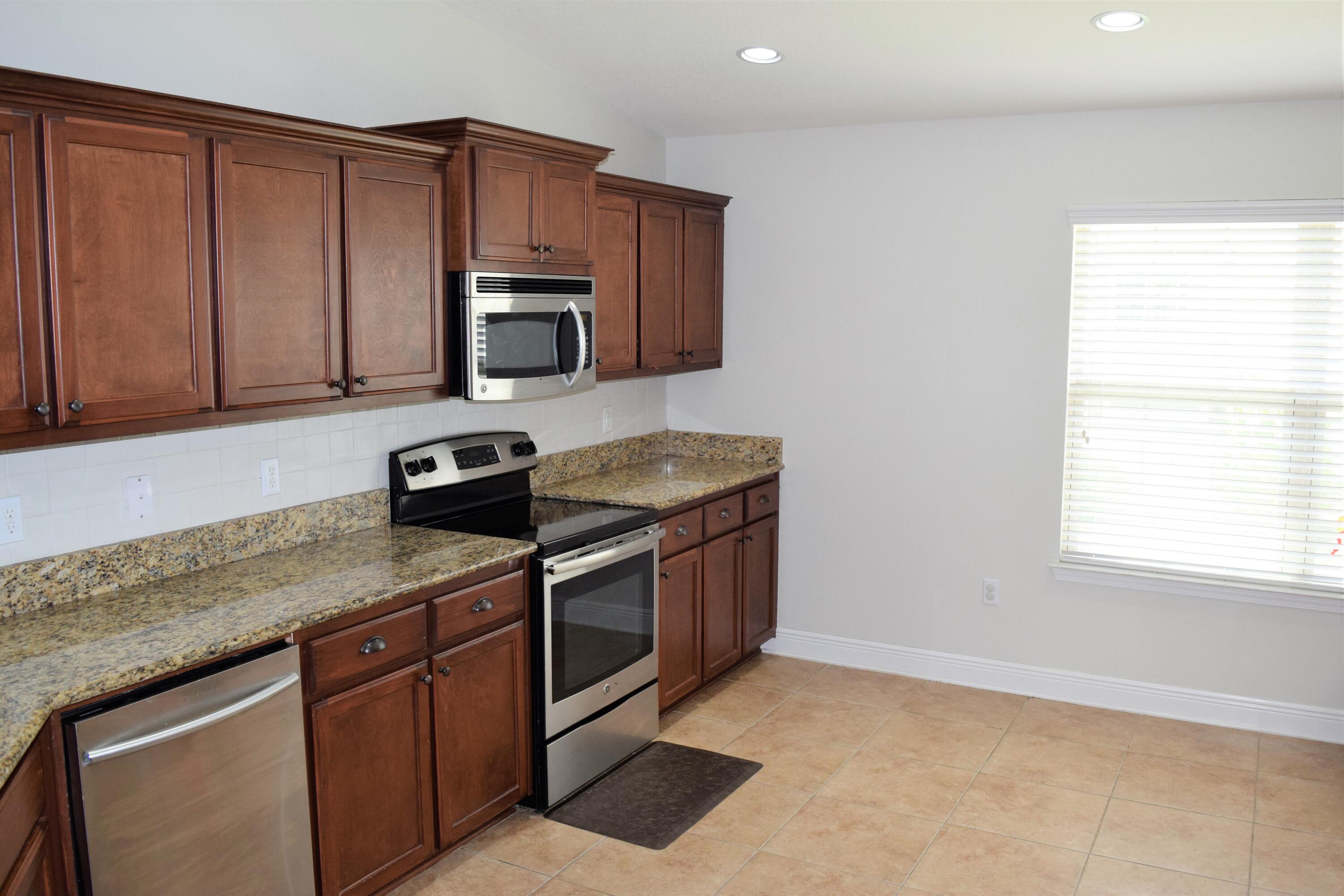 EAGLE BAY - Residential