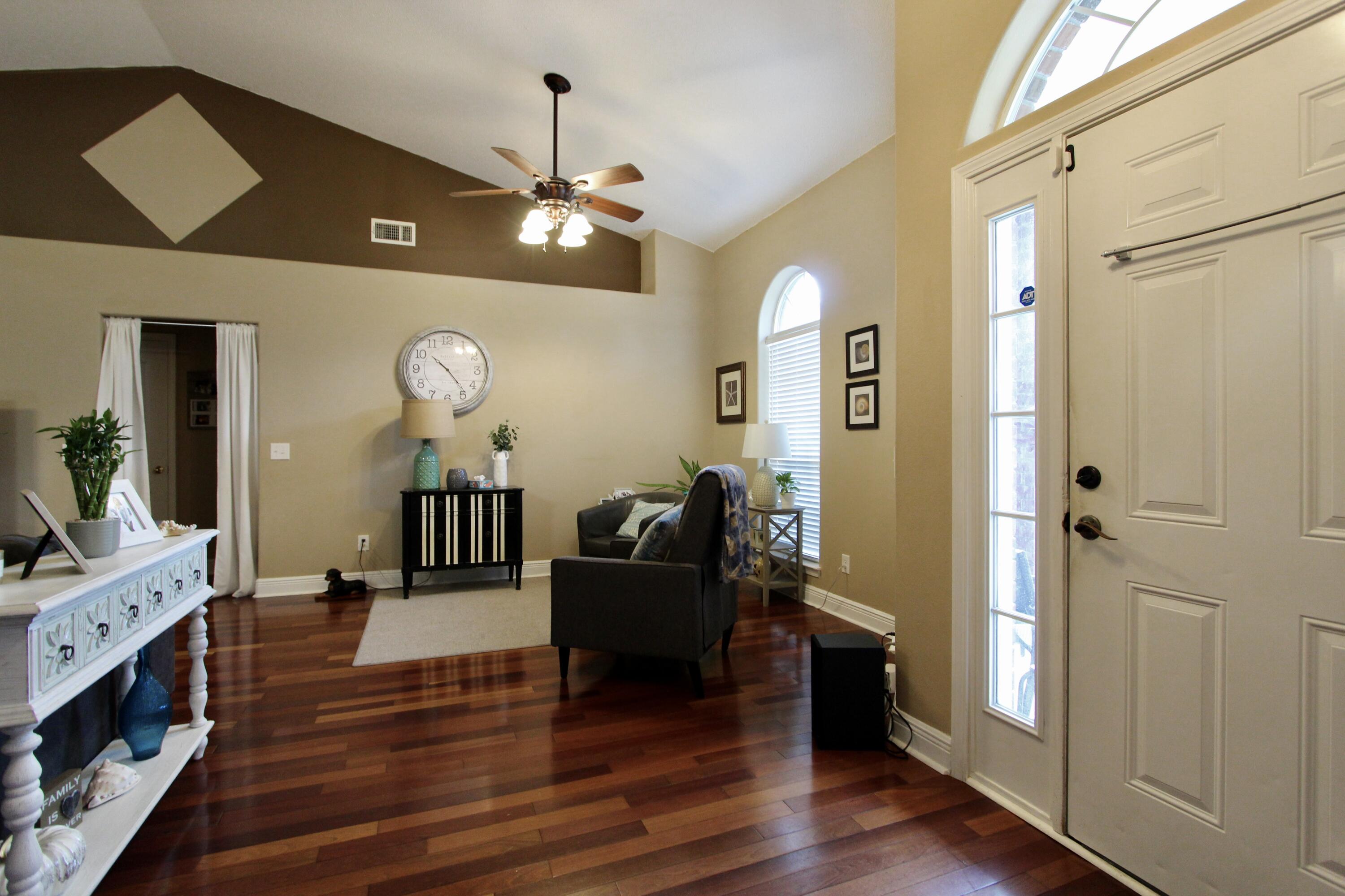 FOX VALLEY - Residential Lease