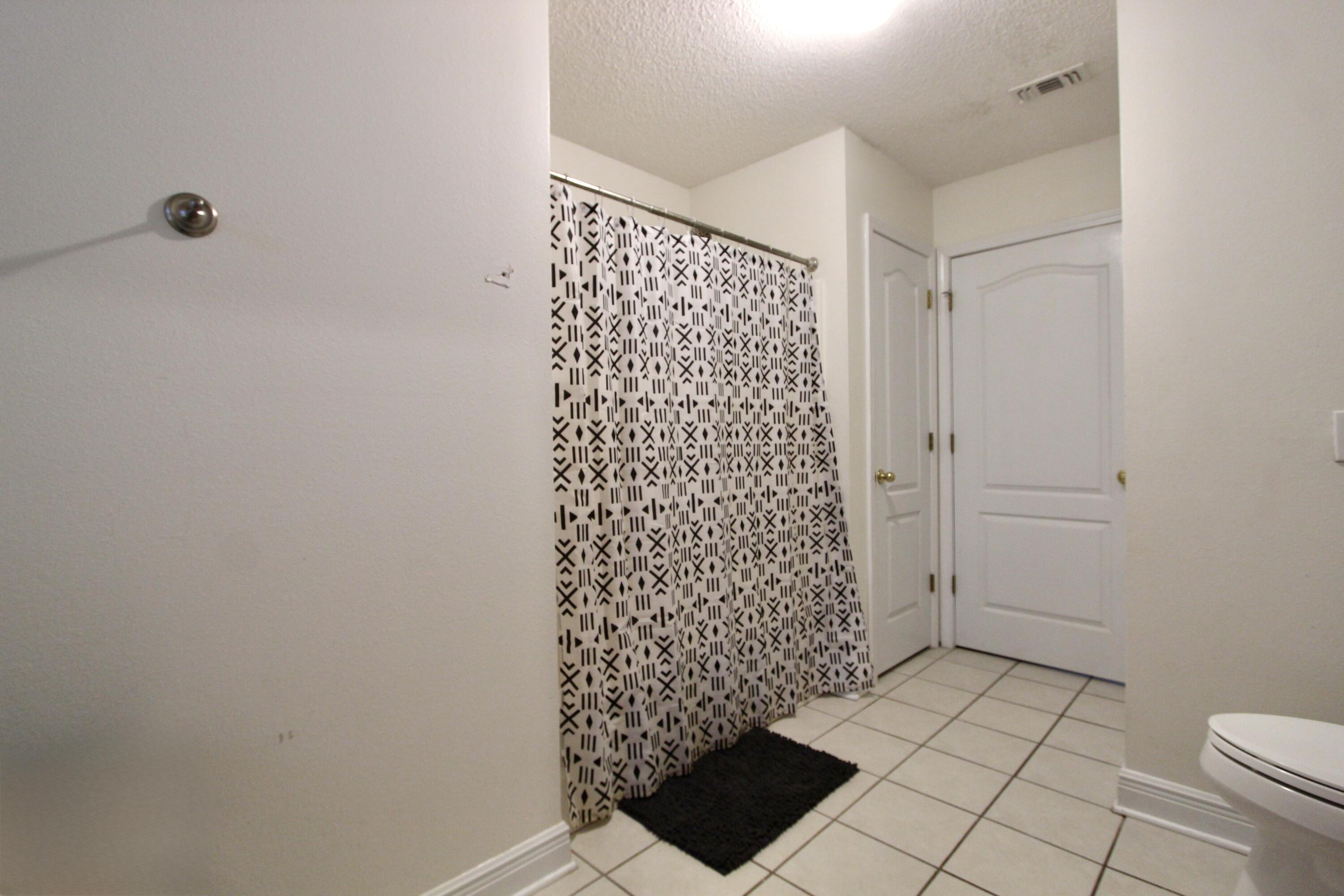 FOX VALLEY - Residential Lease