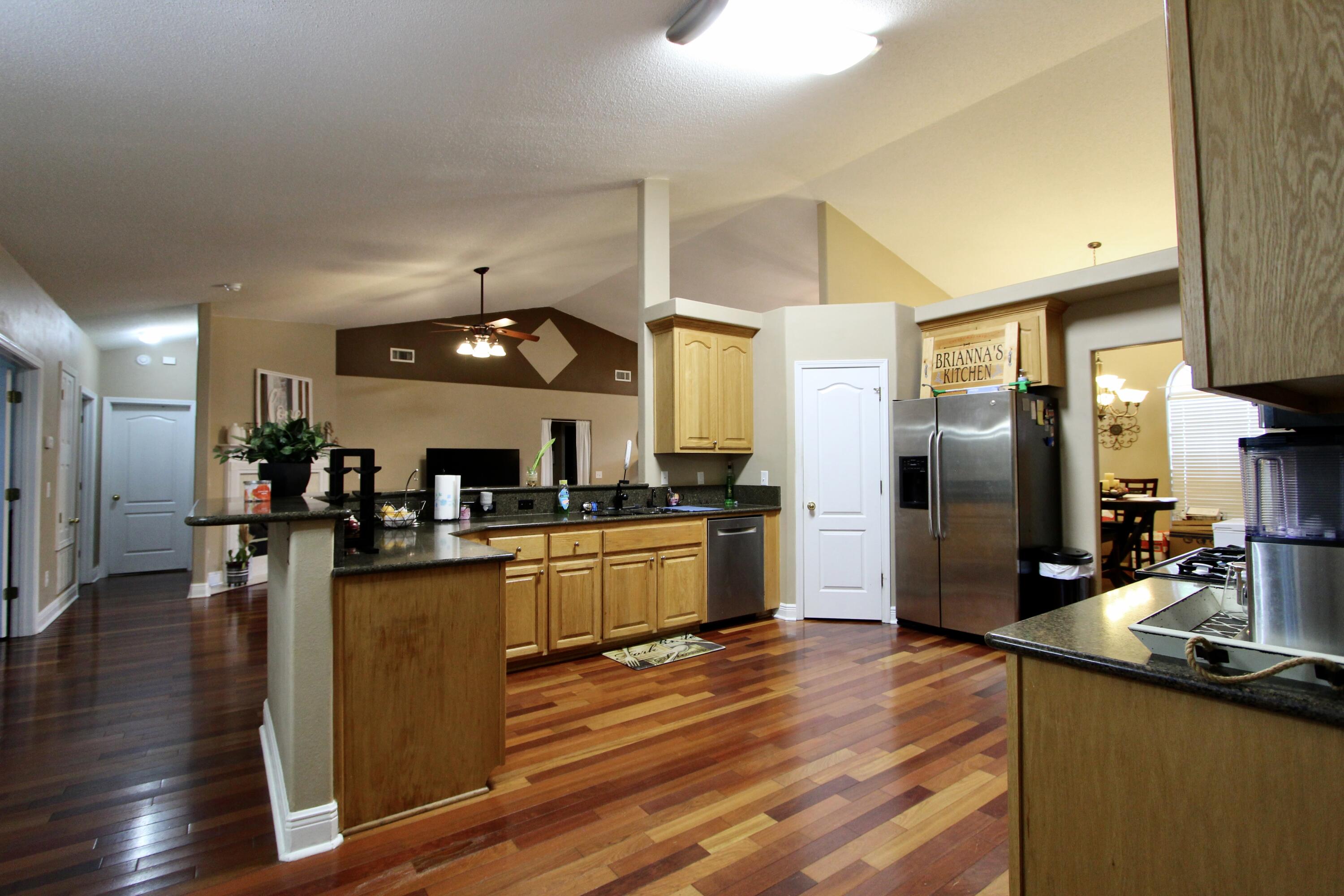 FOX VALLEY - Residential Lease