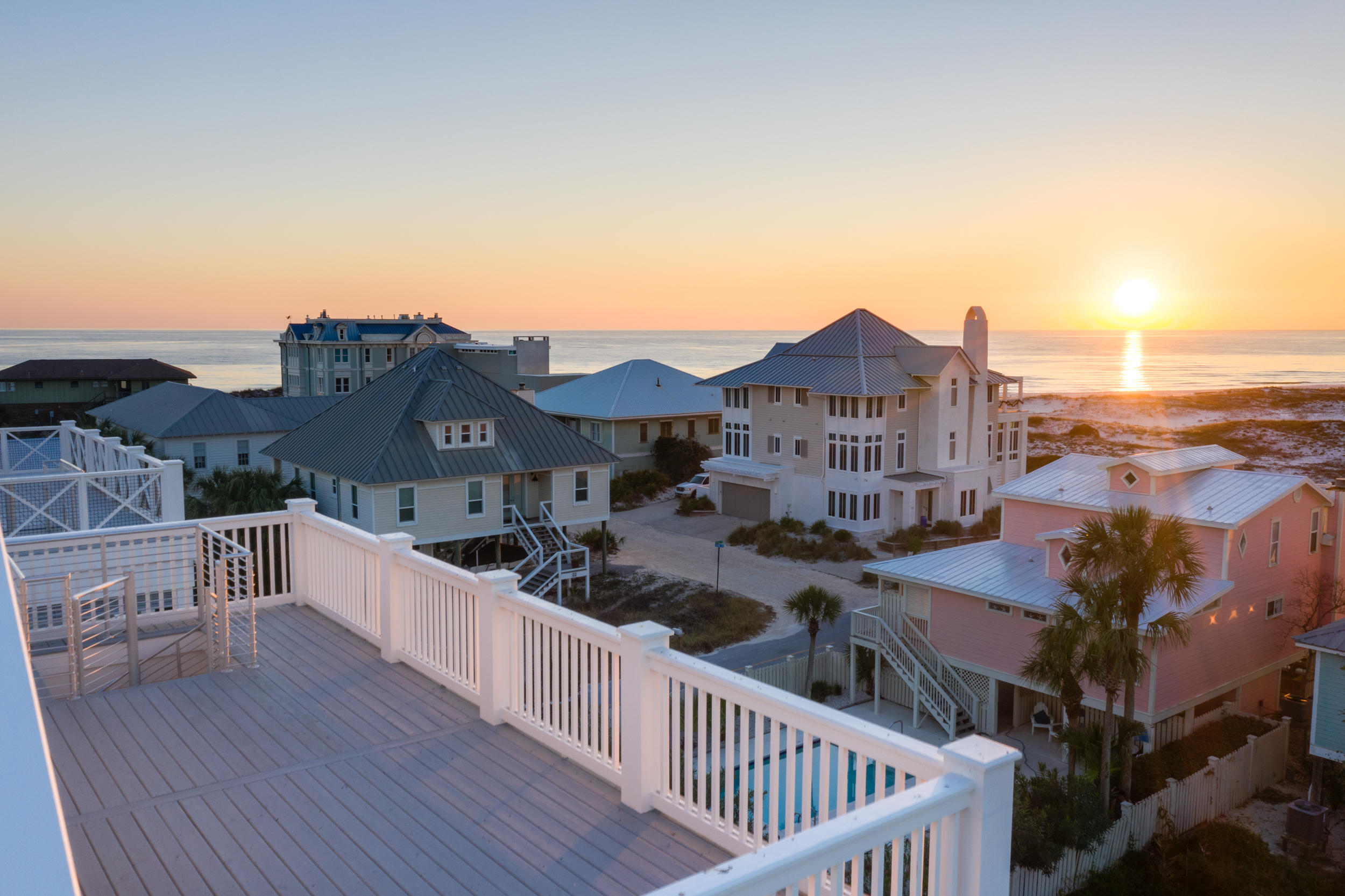 GRAYTON BEACH - Residential