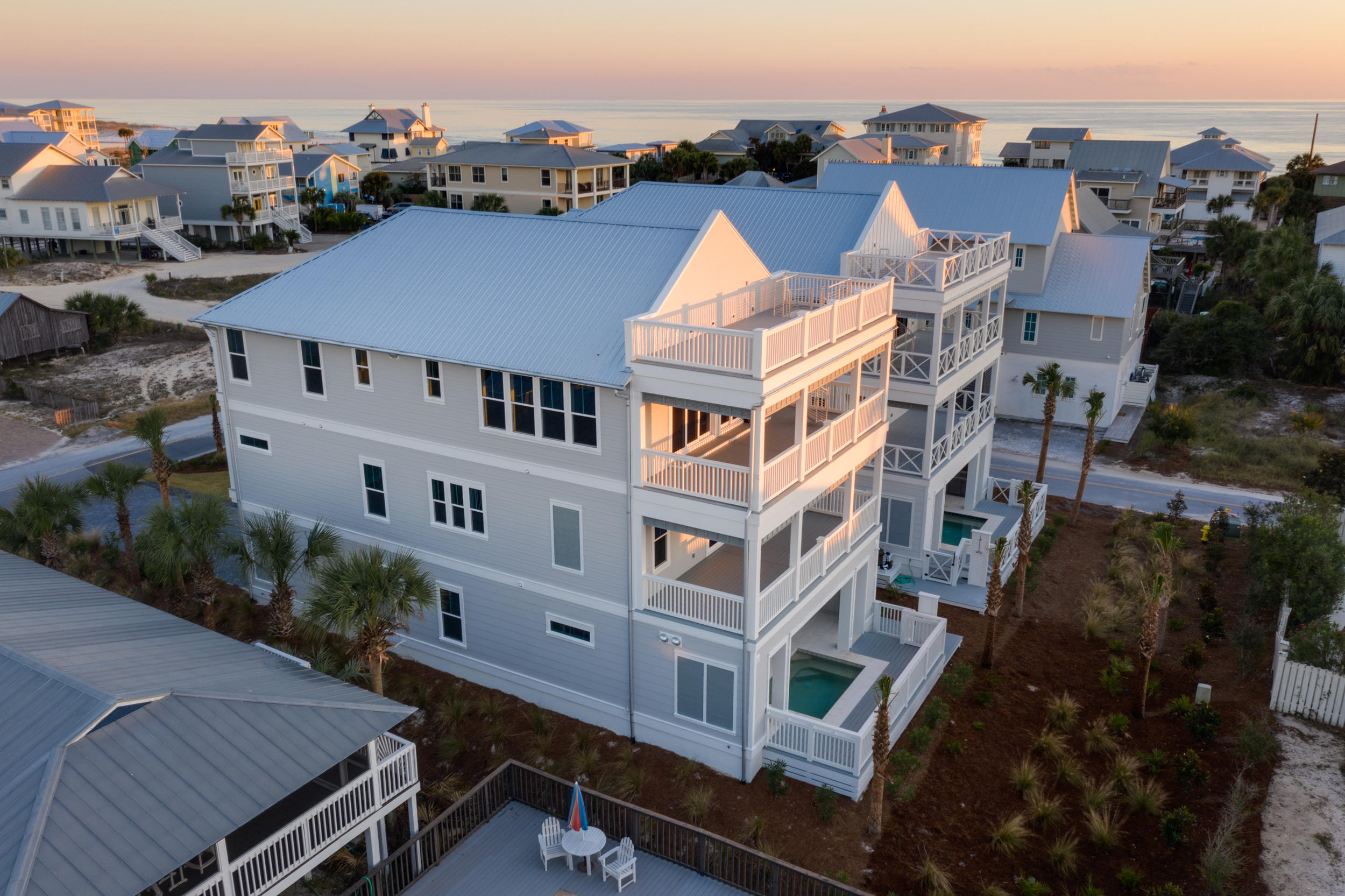 GRAYTON BEACH - Residential