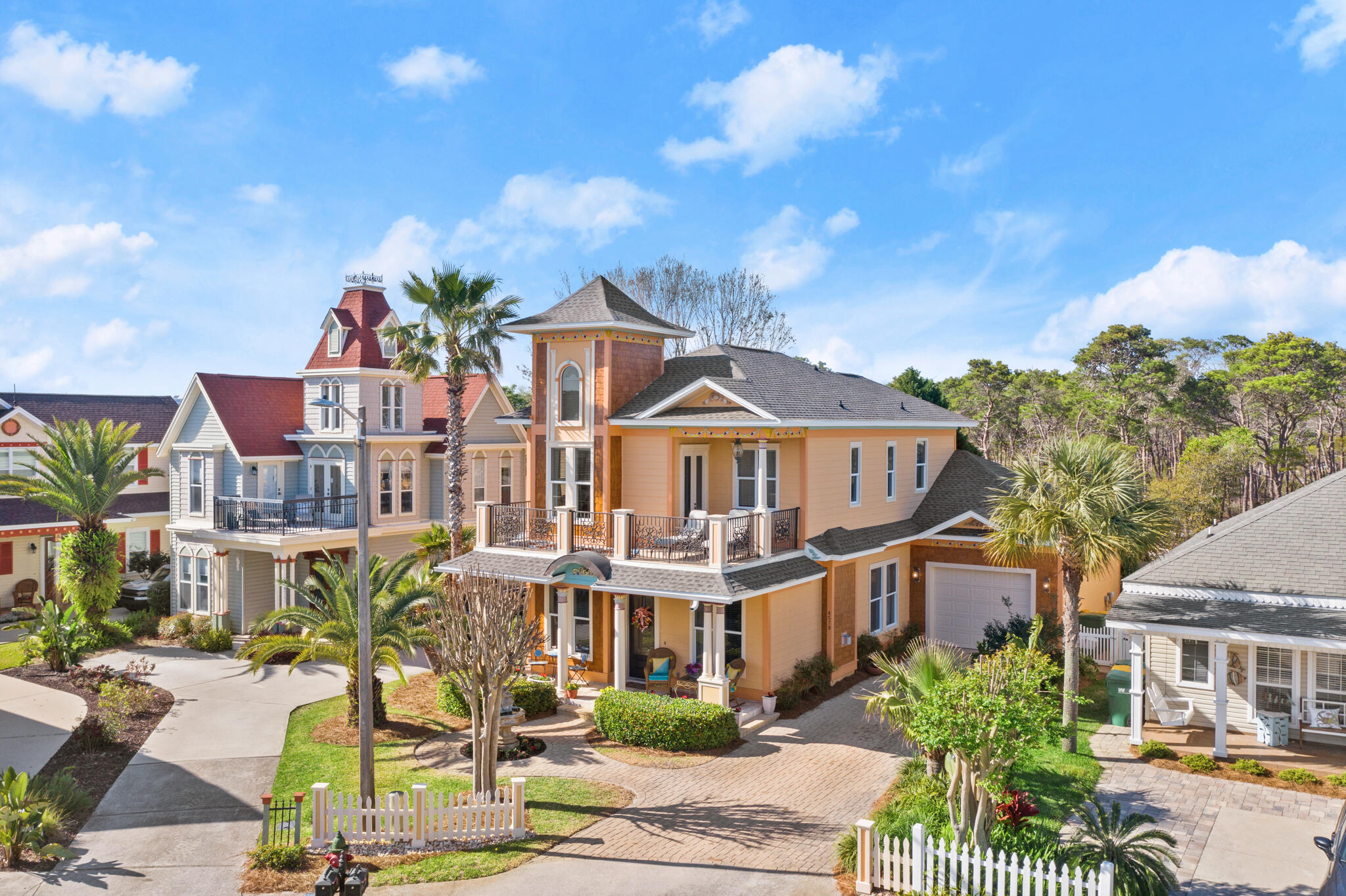 SOVEREIGN ISLE - Residential