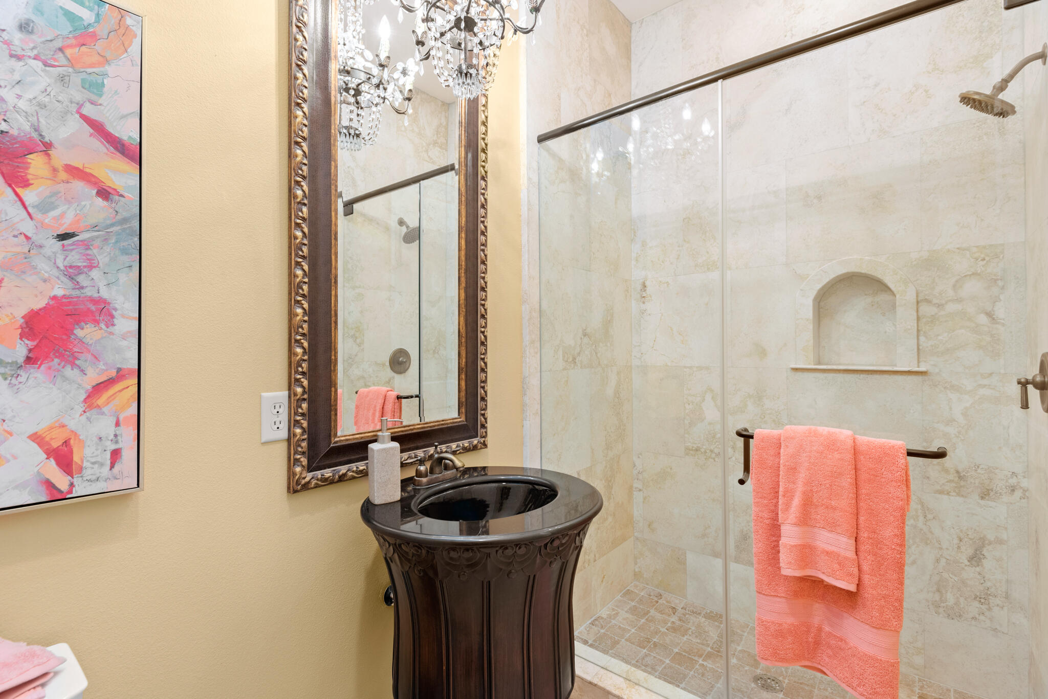 SOVEREIGN ISLE - Residential