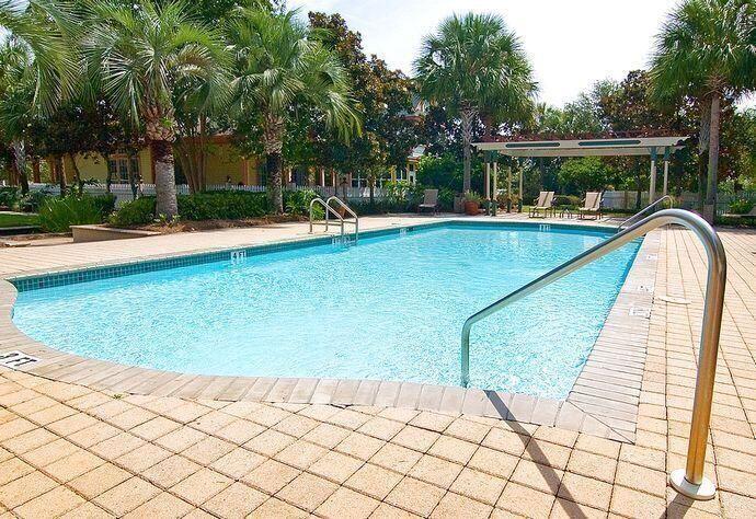 SOVEREIGN ISLE - Residential