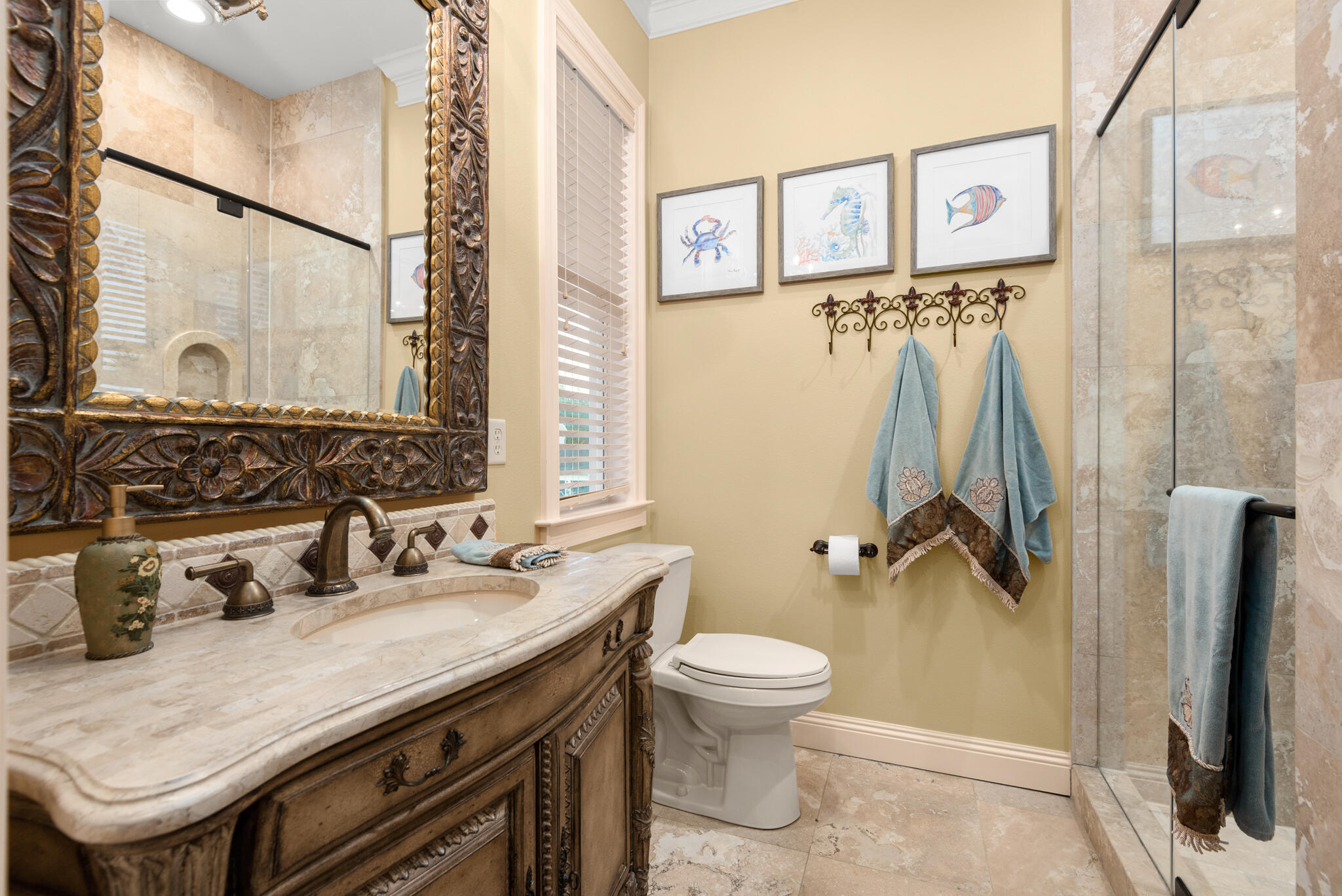 SOVEREIGN ISLE - Residential