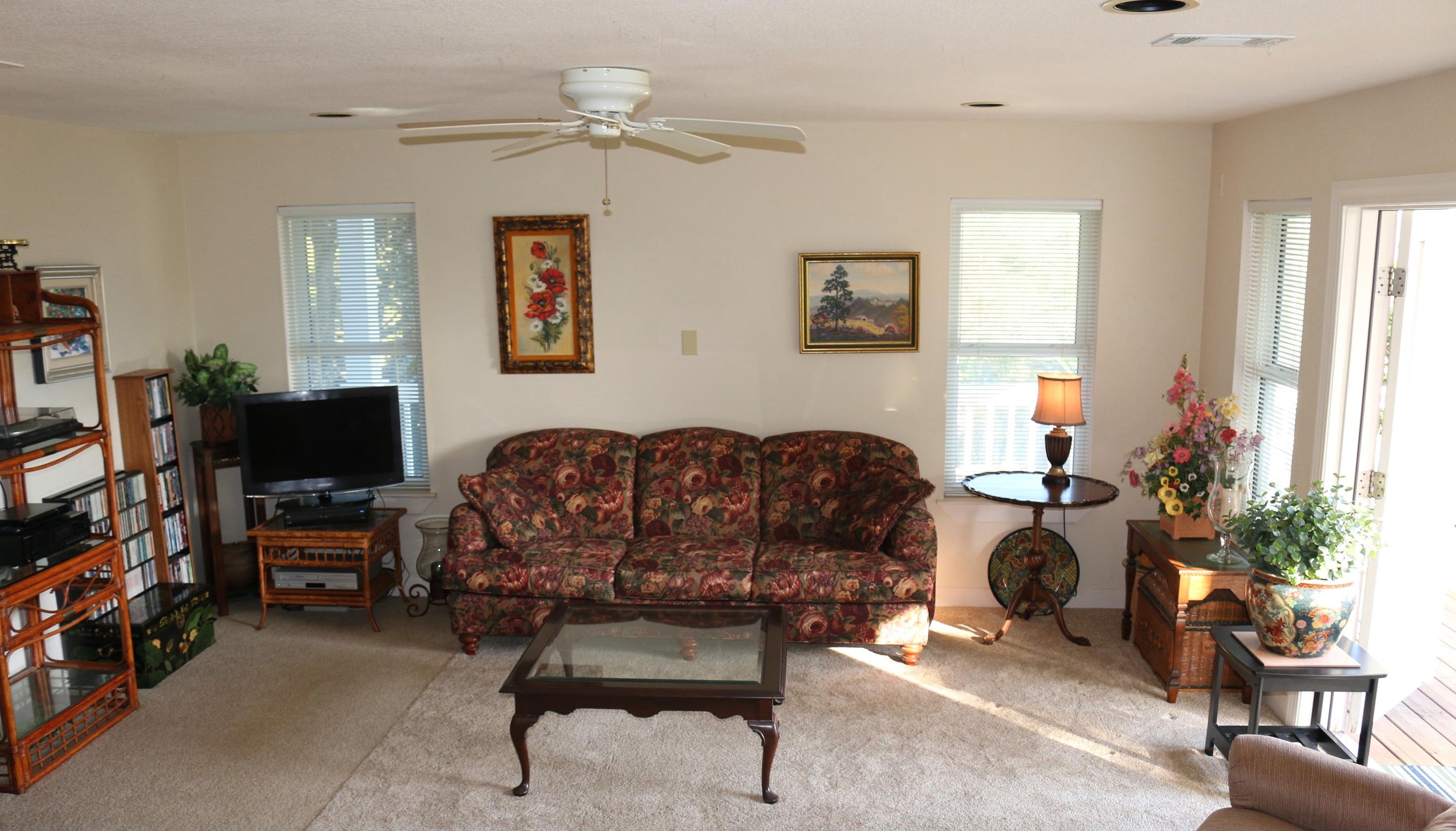 CALYPSO POINTE - Residential