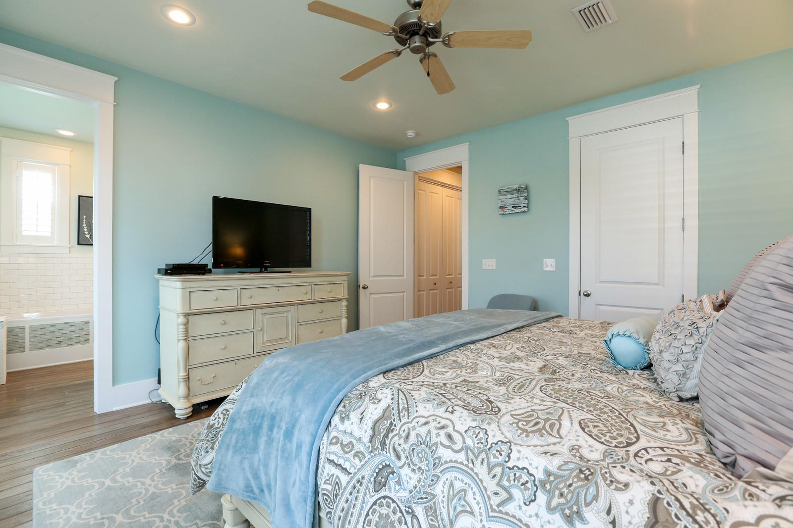 WATERCOLOR - Residential