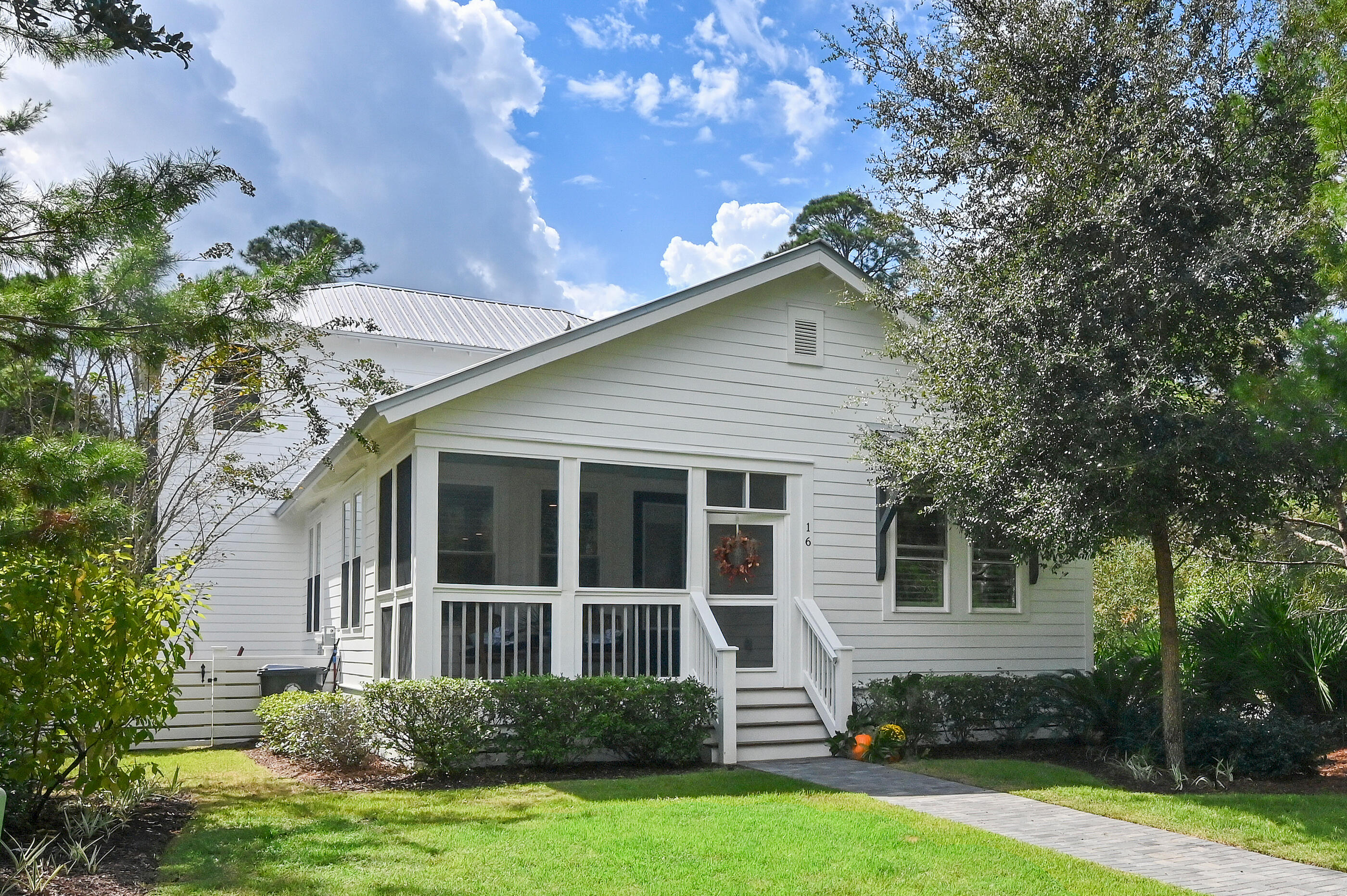GRAYTON BAYOU - Residential
