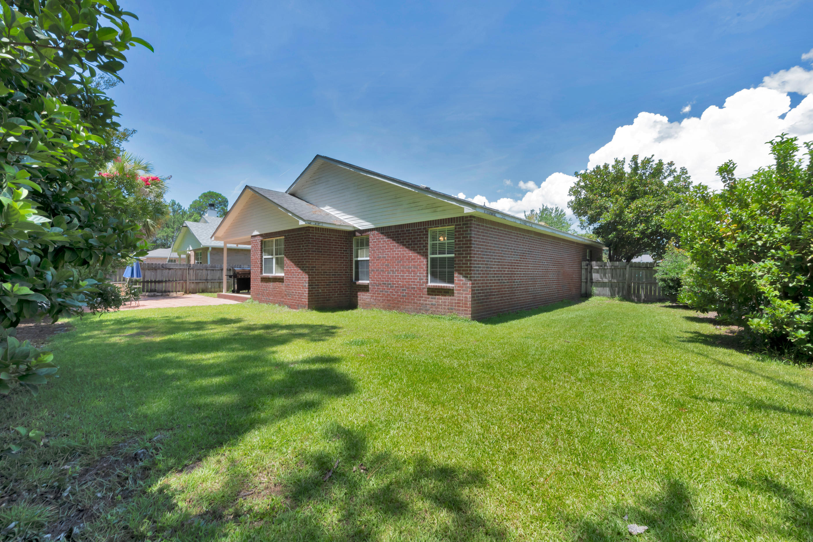 HIDDEN ESTATES - Residential