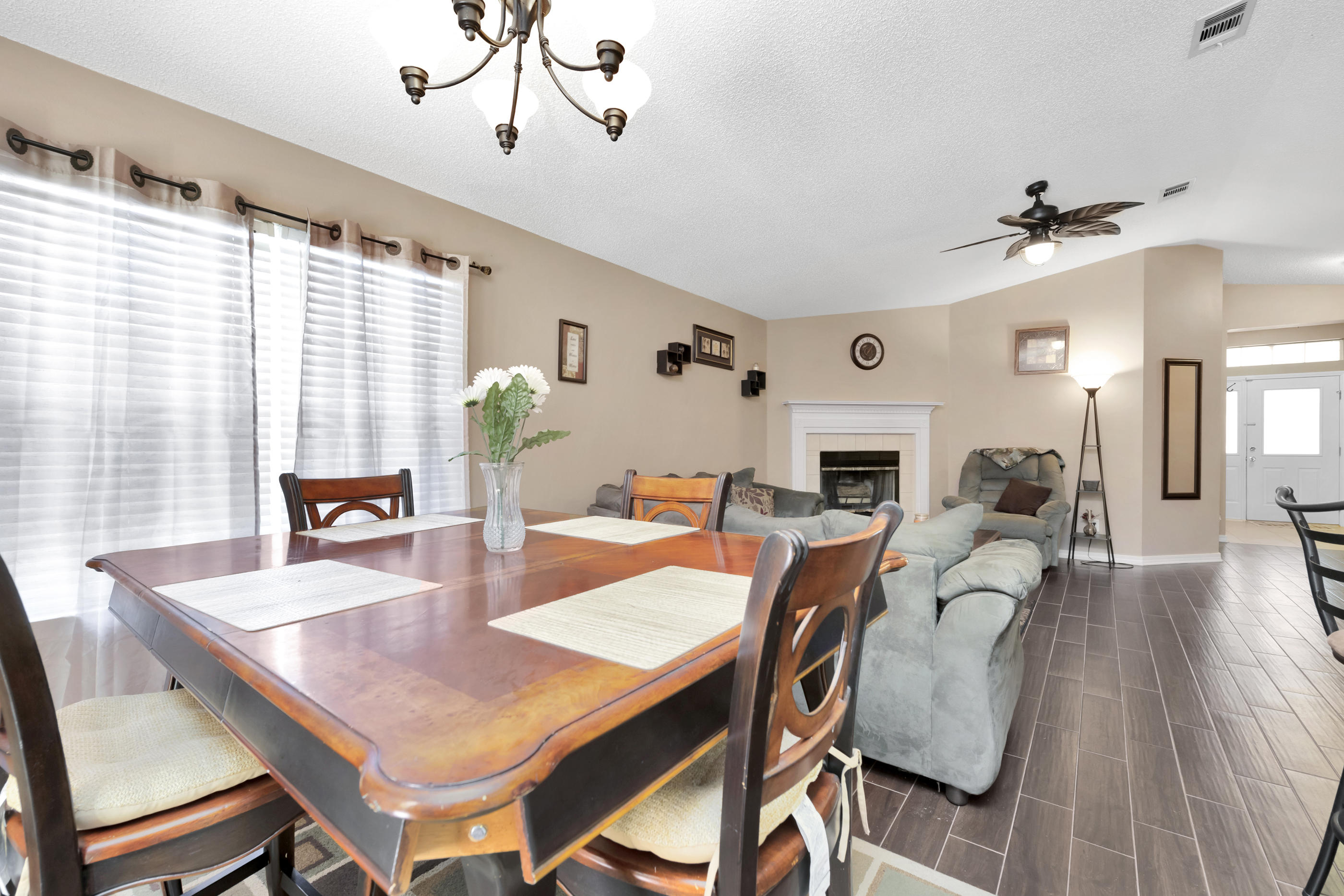 HIDDEN ESTATES - Residential