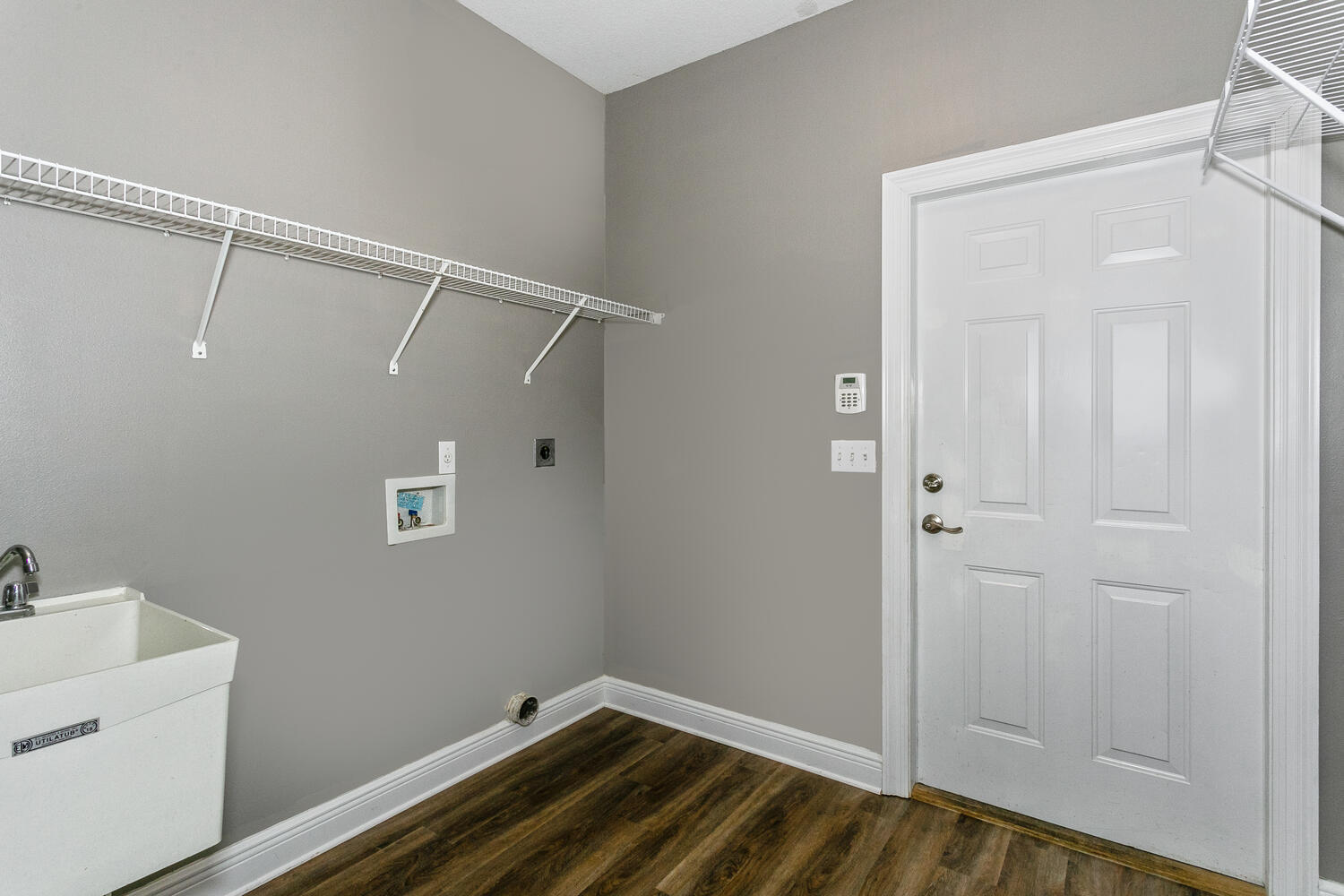 SOUND HAMMOCK - Residential