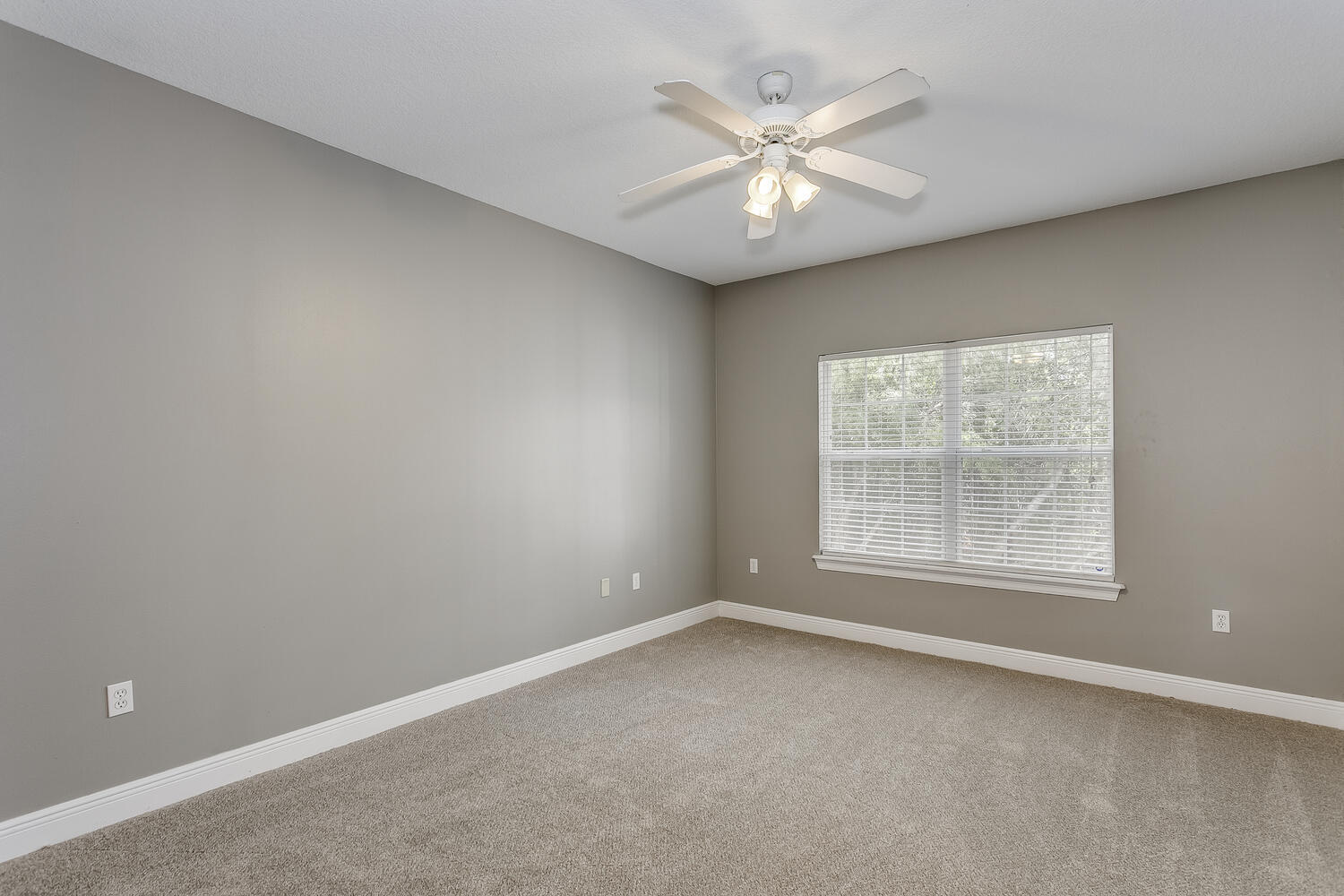 SOUND HAMMOCK - Residential