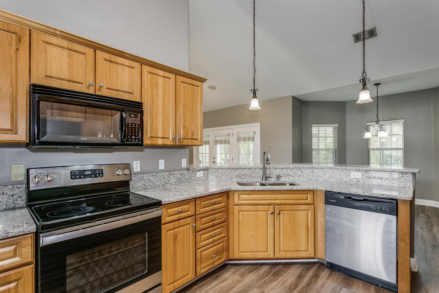 SOUND HAMMOCK - Residential