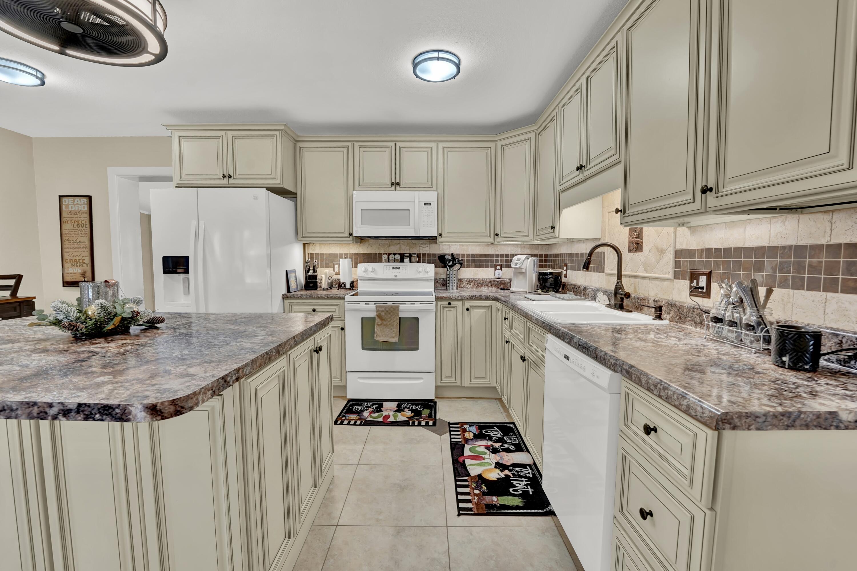 SANTASIA PARK LOTS 1 BLK A - Residential