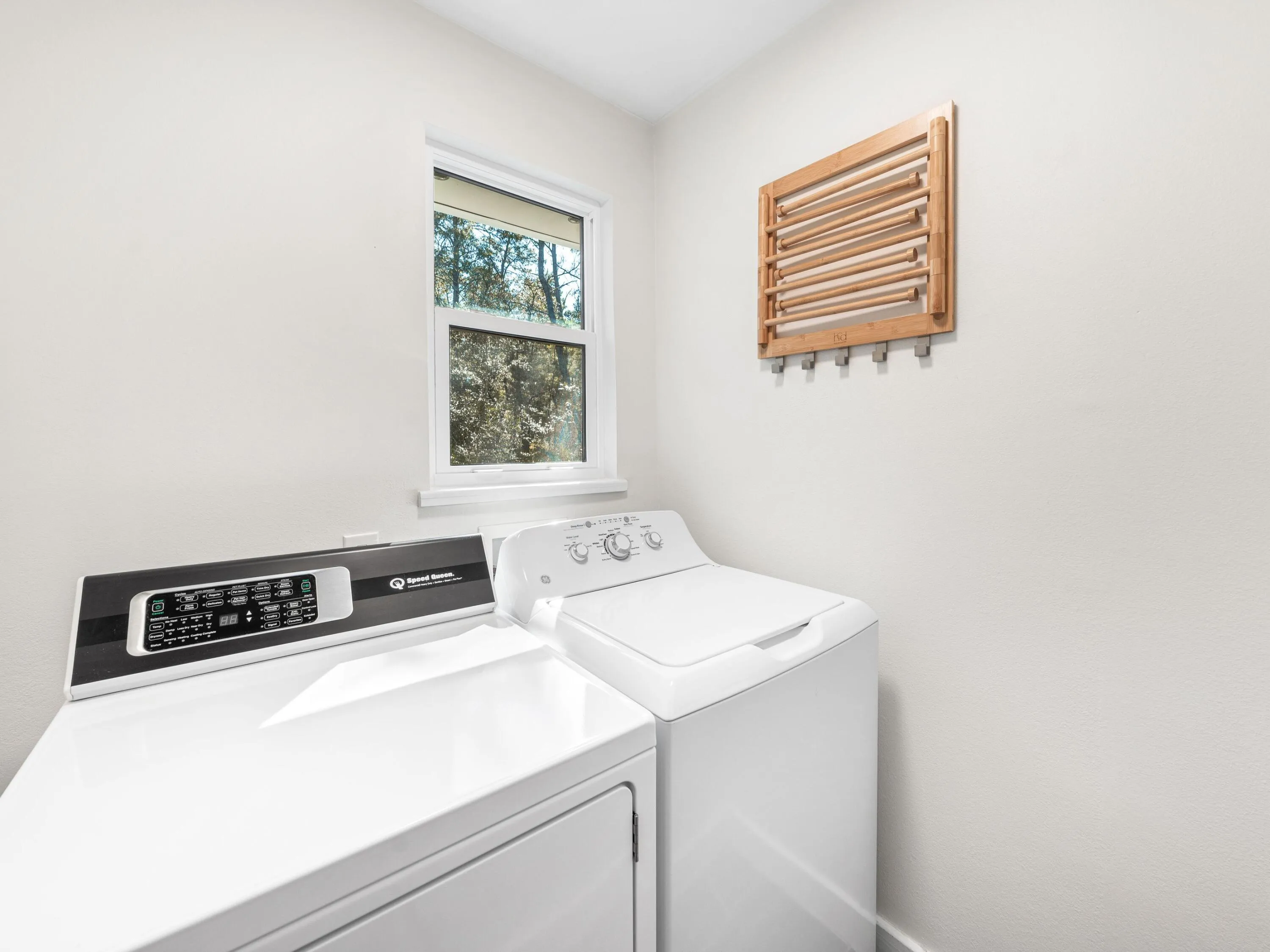 Santa Rosa Beach, Florida 32459, United States, 3 Bedrooms Bedrooms, ,2 BathroomsBathrooms,Residential,Active,249517