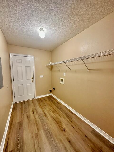 EMERALD VILLAGE S/D - Residential Lease