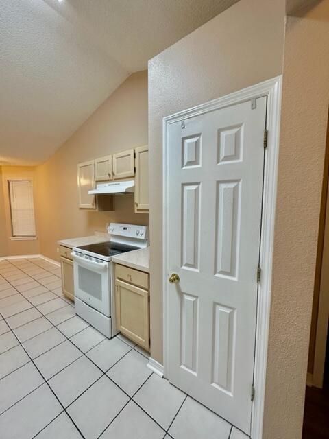 EMERALD VILLAGE S/D - Residential Lease