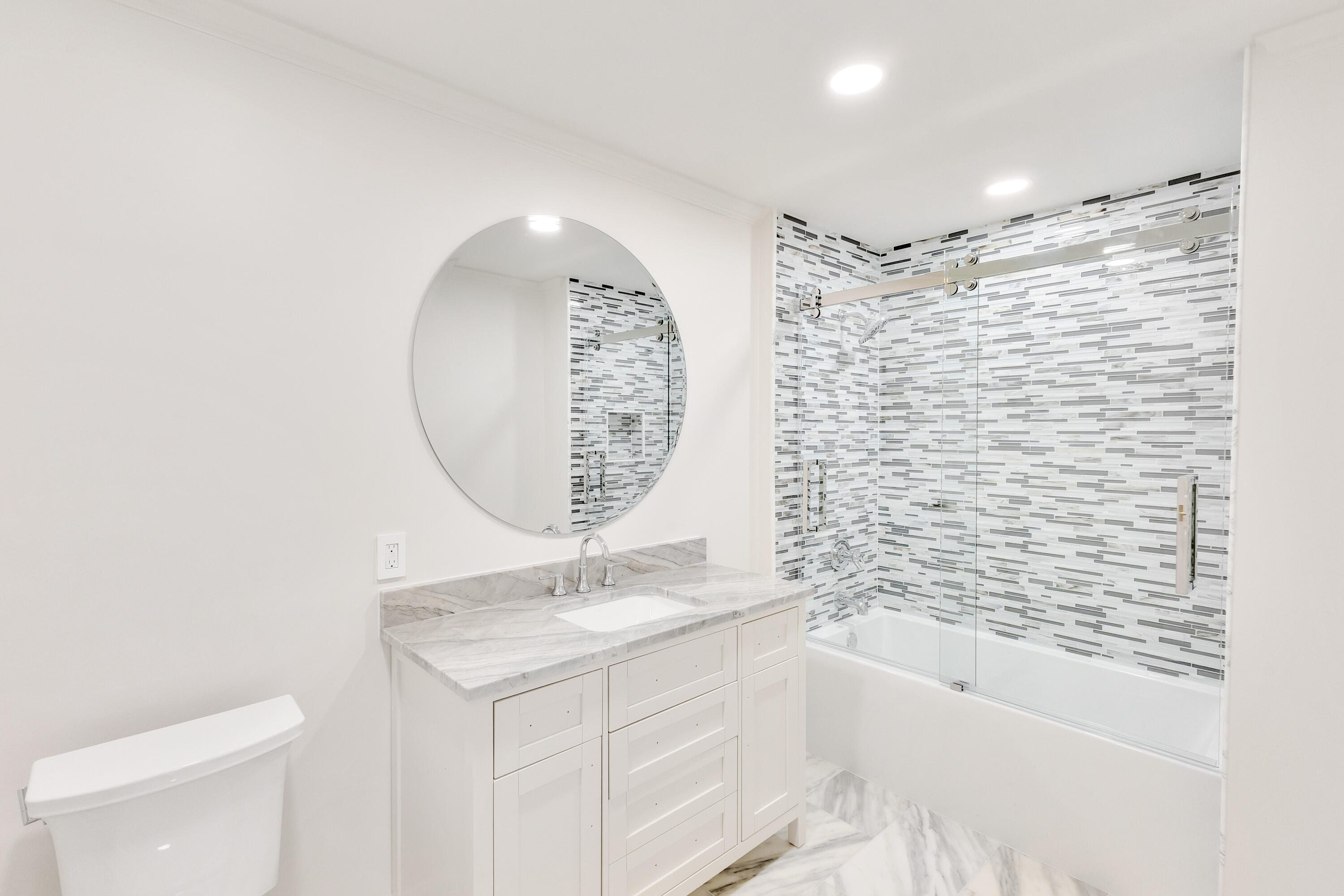 SOUTHWINDS III - Residential