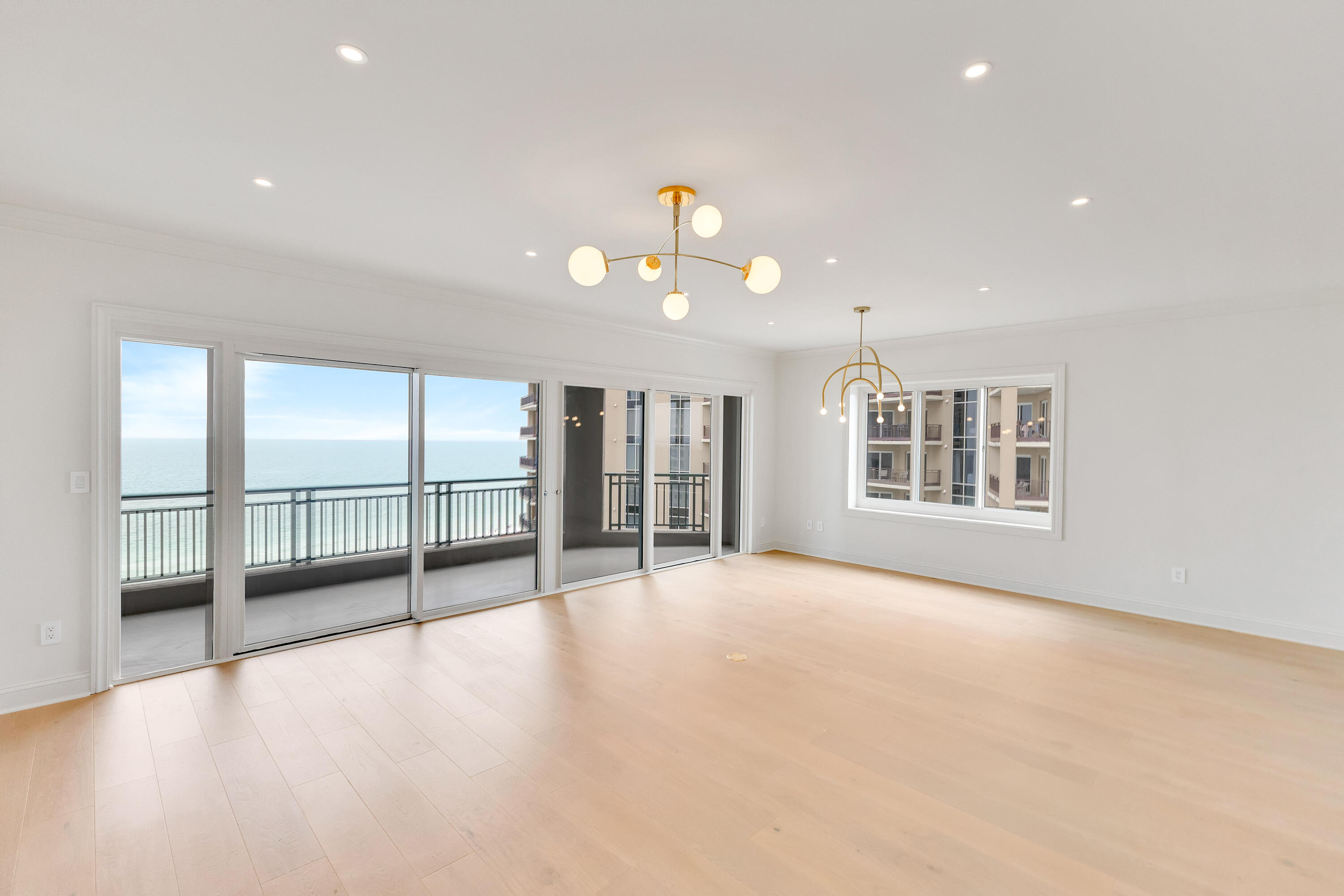 SOUTHWINDS III - Residential