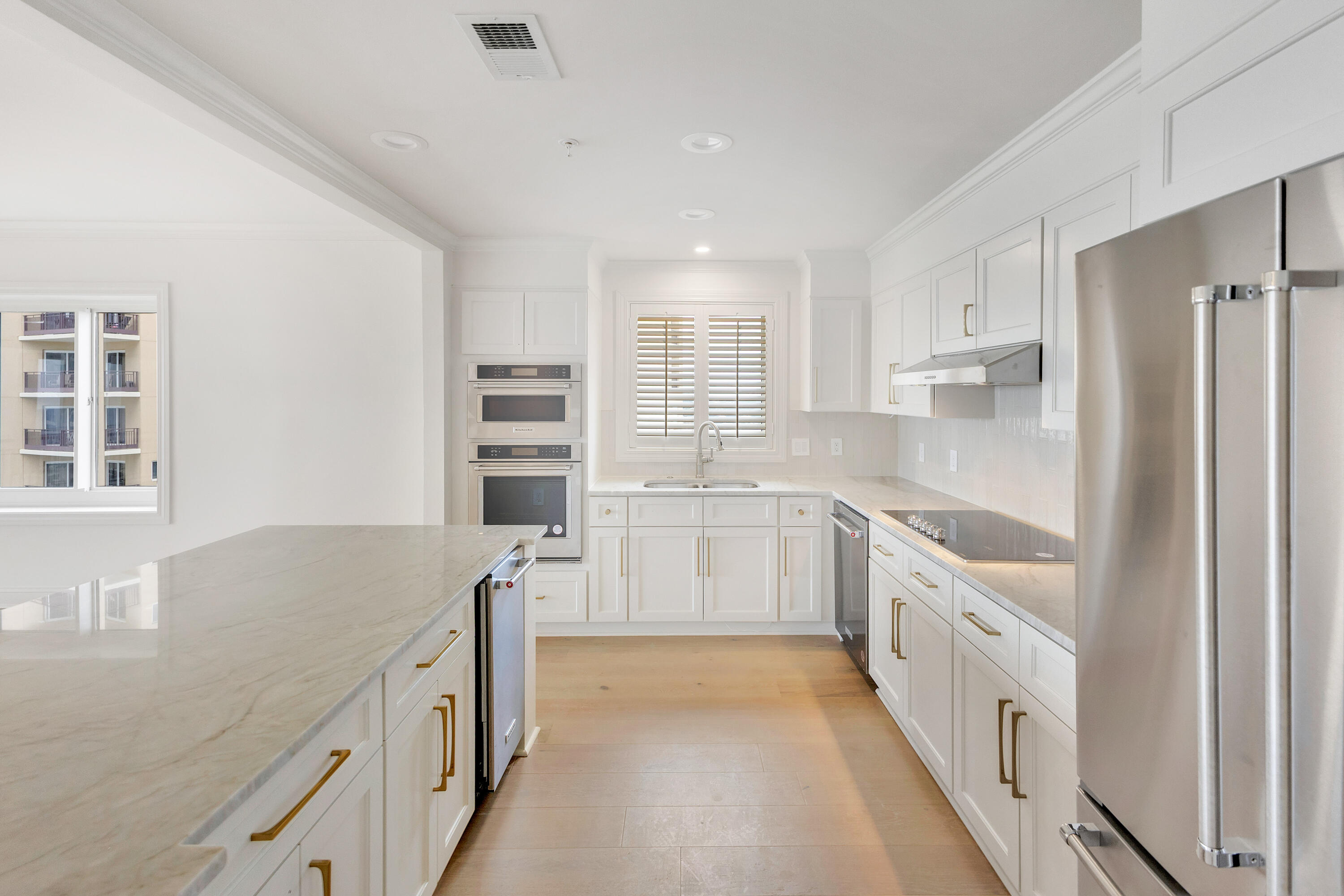 SOUTHWINDS III - Residential