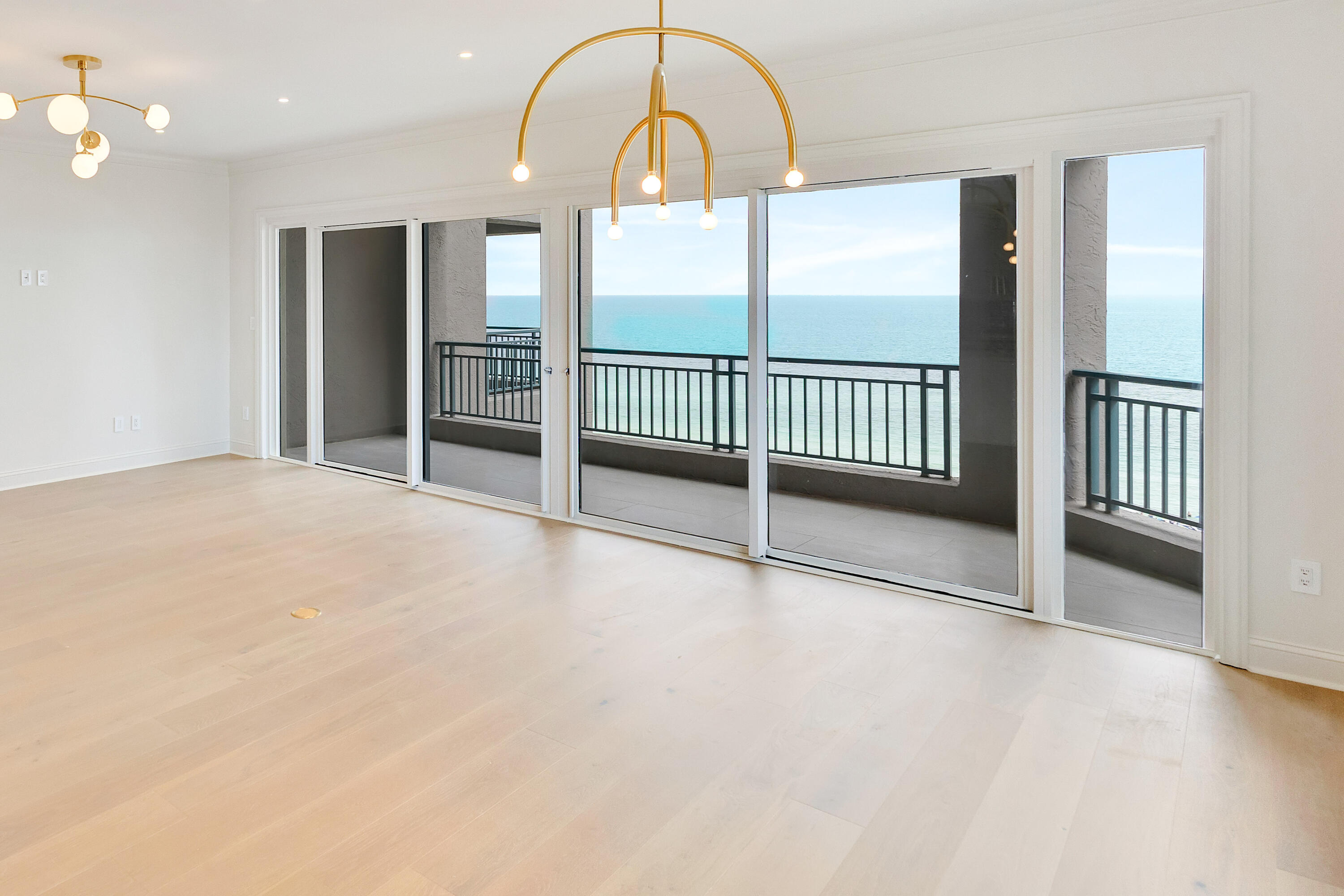 SOUTHWINDS III - Residential