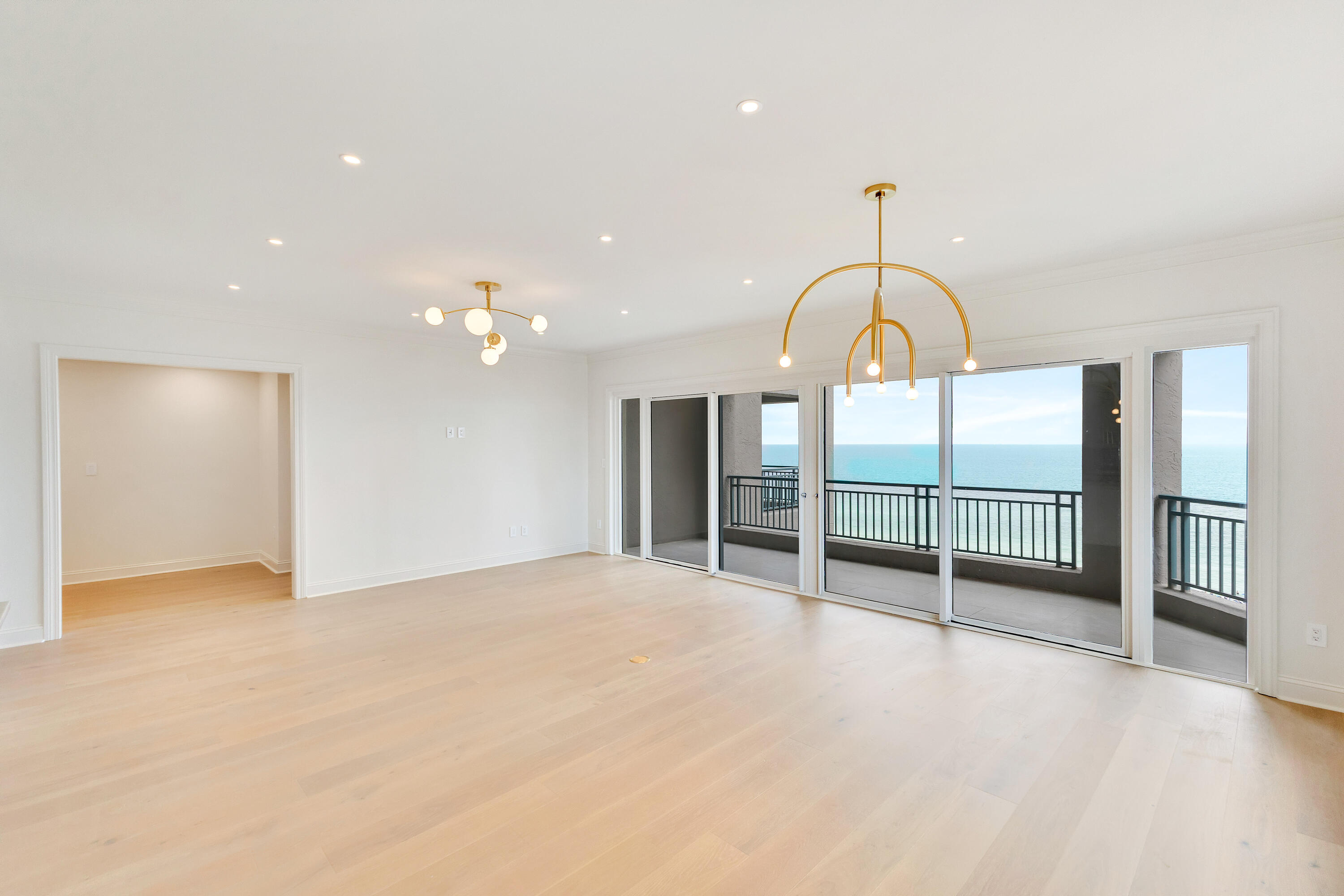 SOUTHWINDS III - Residential