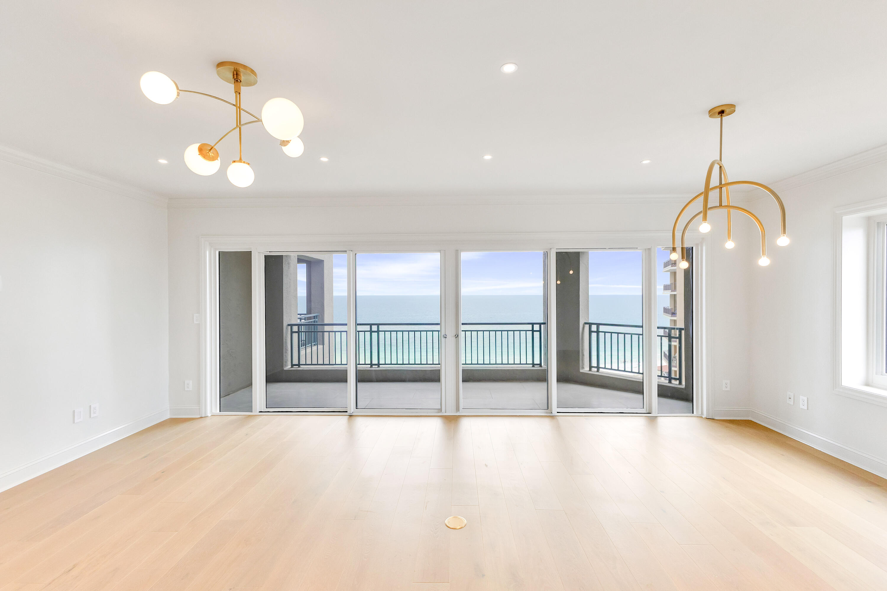 SOUTHWINDS III - Residential