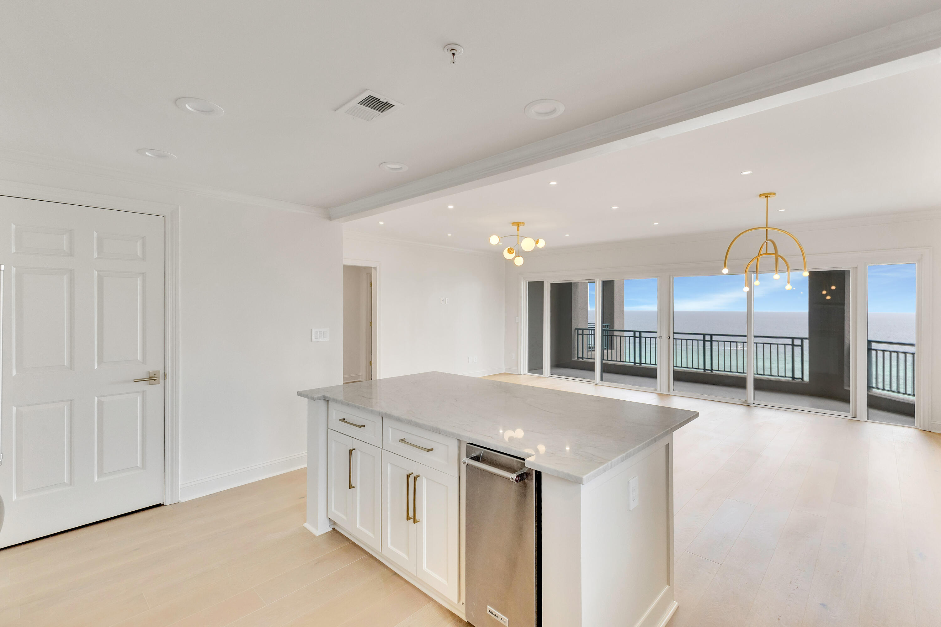 SOUTHWINDS III - Residential