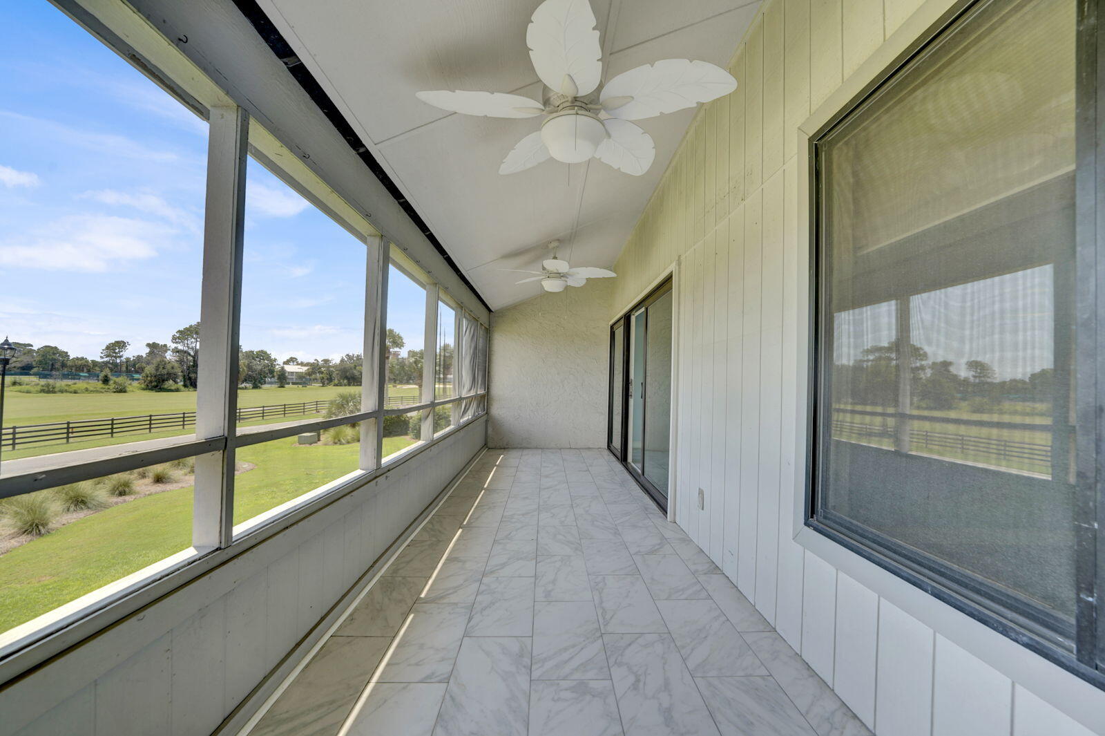 BAY POINT STUDIO VILLAS 3 CONDO - Residential