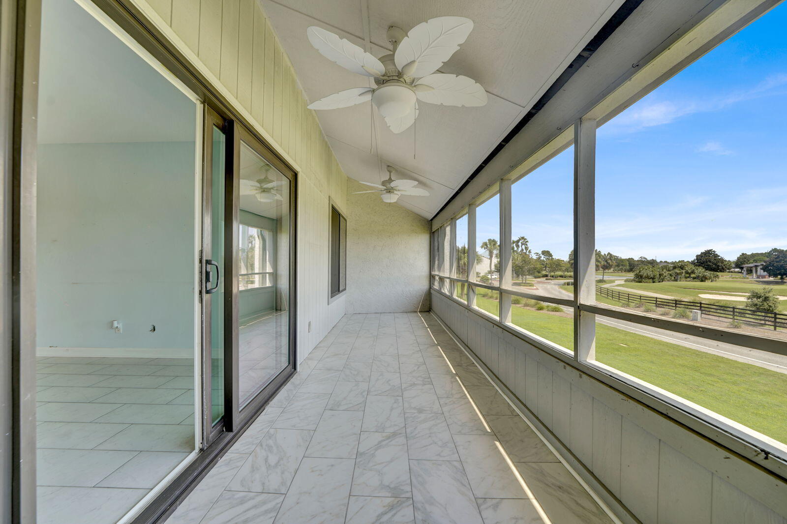 BAY POINT STUDIO VILLAS 3 CONDO - Residential